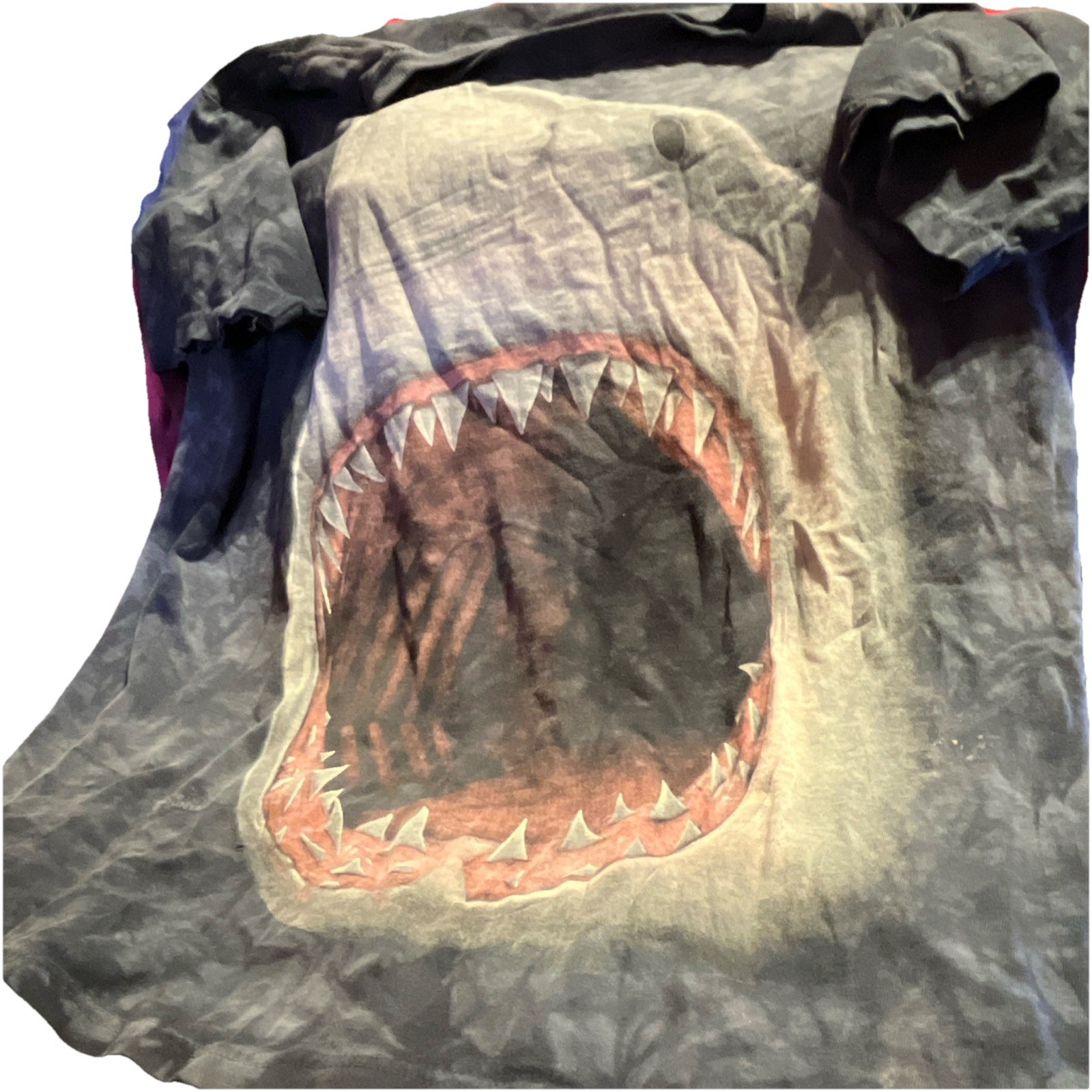 VINTAGE THE MOUNTAIN MEGA PRINT GREAT WHITE SHARK ANIMAL TEE SHIRT XL