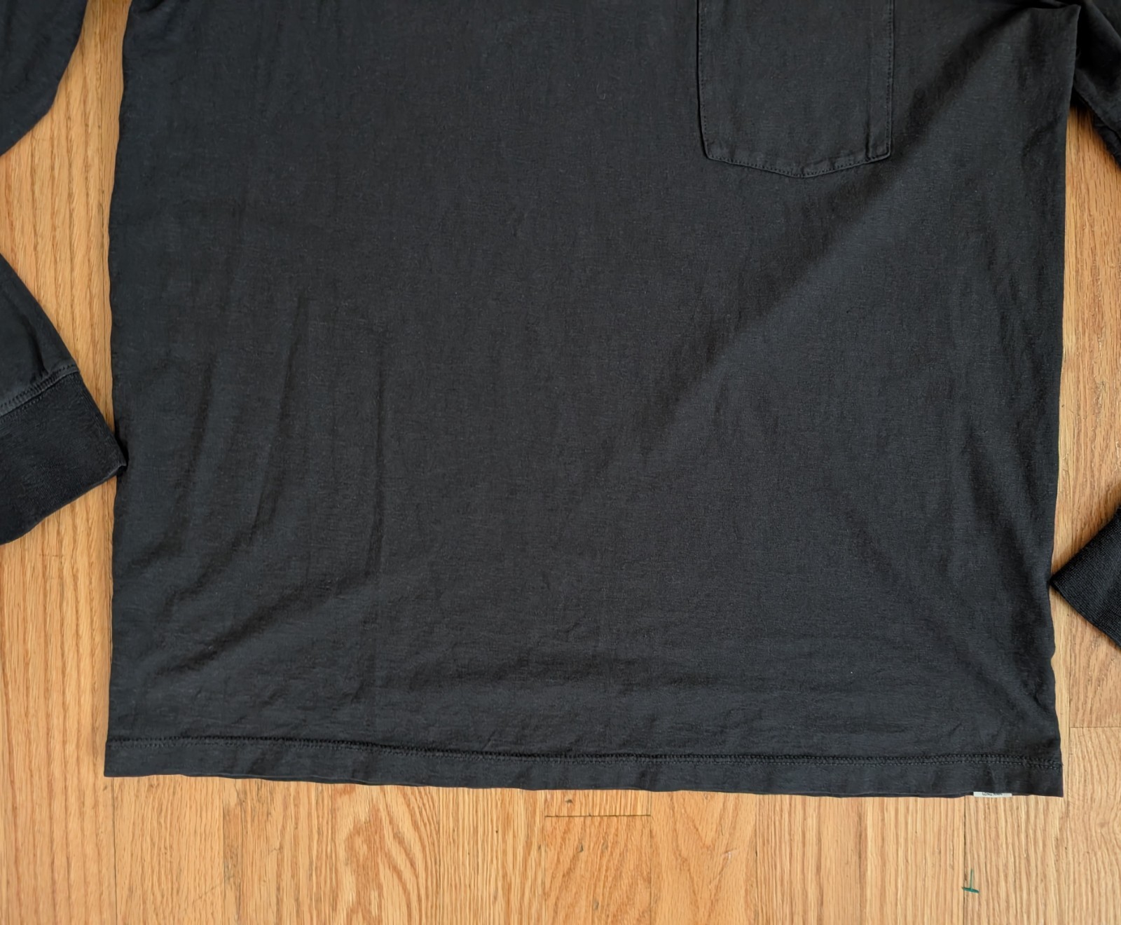Taylor Stitch The Cotton Hemp Long Sleeve Tee in Charcoal Gray M 40