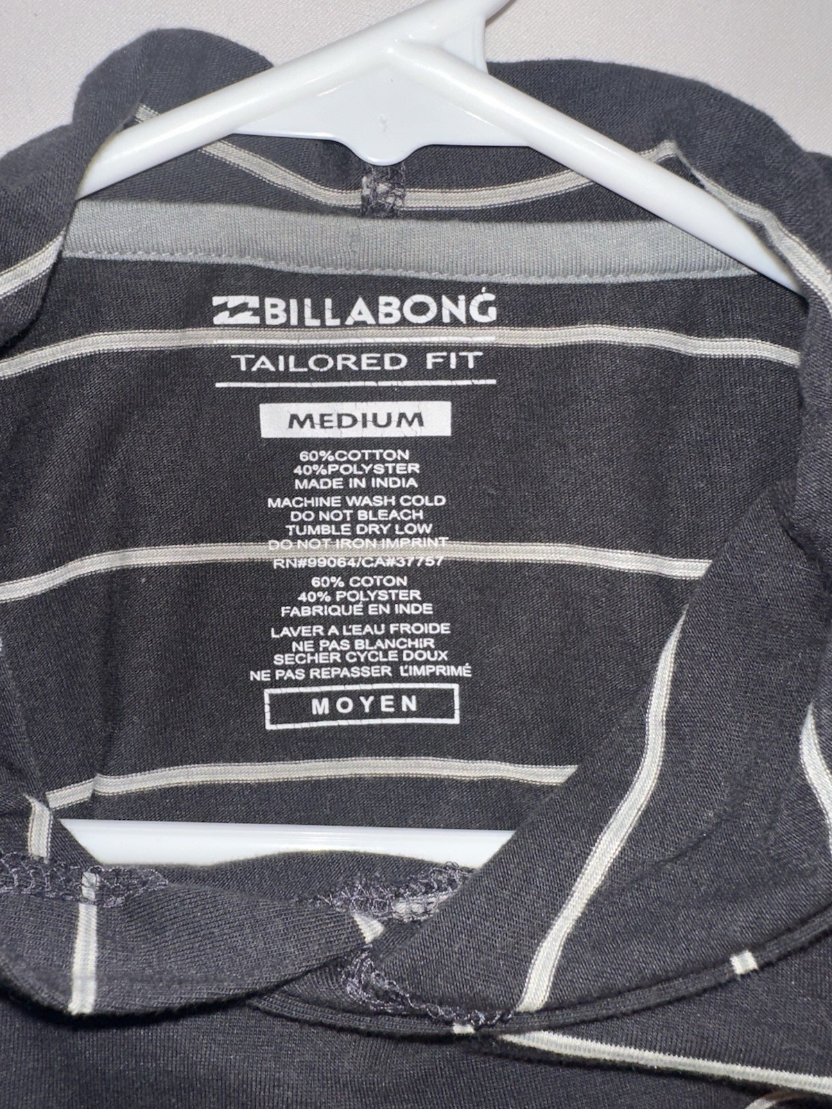 Billabong Hoodie Long Sleeve Shirt Tailored Fit Men’s Medium 60% Cotton 40% Poly
