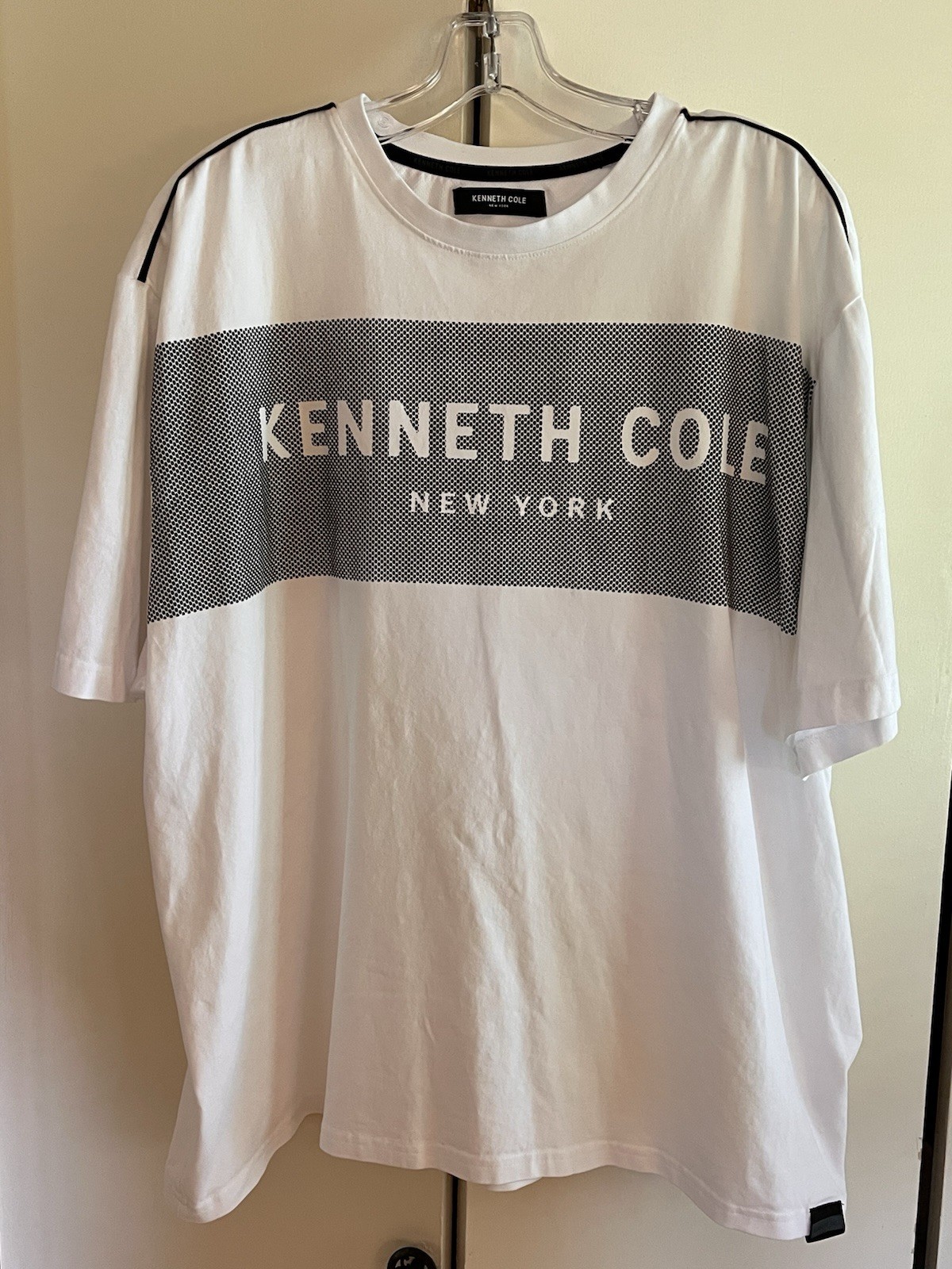 Kenneth Cole New York Men’s Size XL Crew Neck T-Shirt White 2024 EUC
