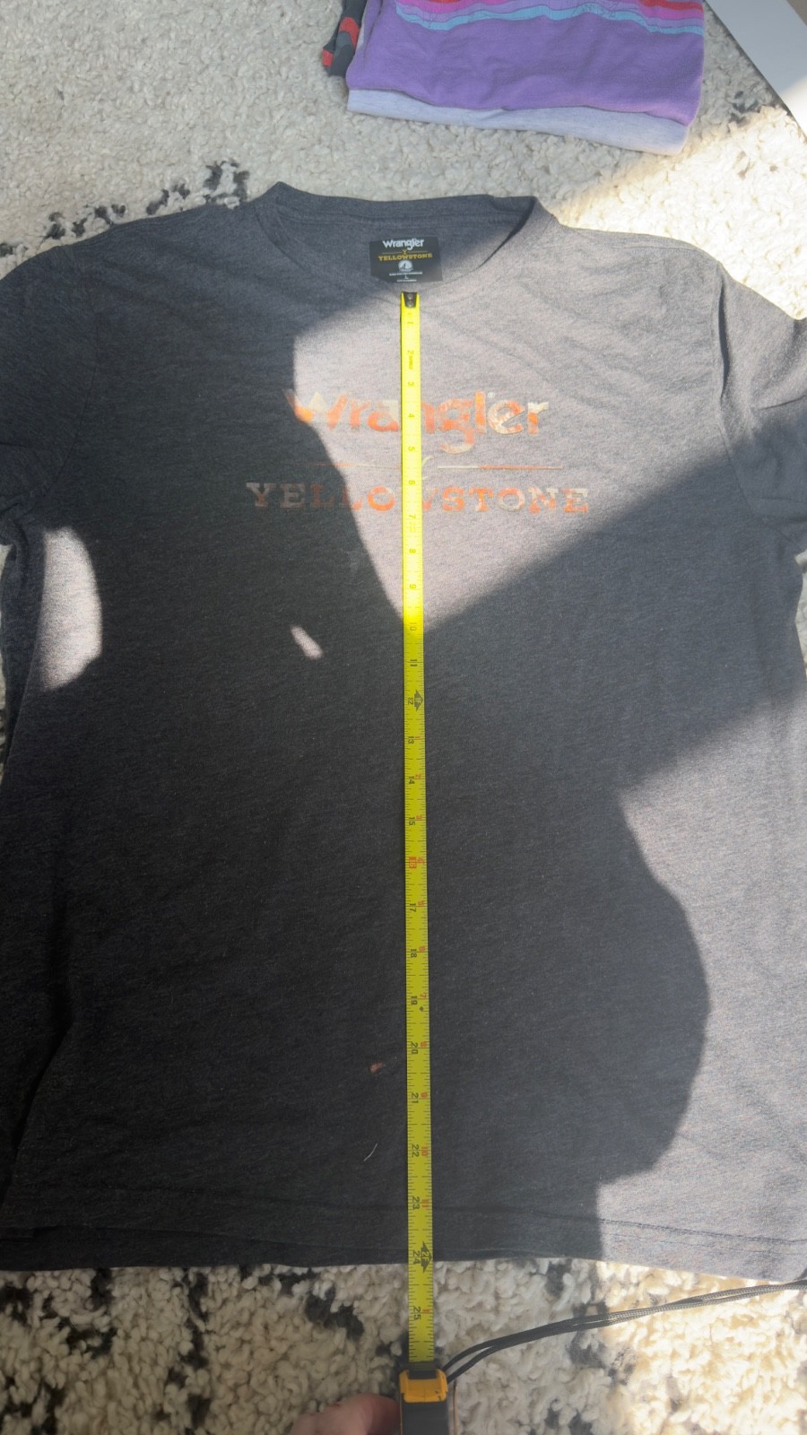 Wrangler Yellowstone T-Shirt Mens Large Grey Graphic TV Show Promo Tee