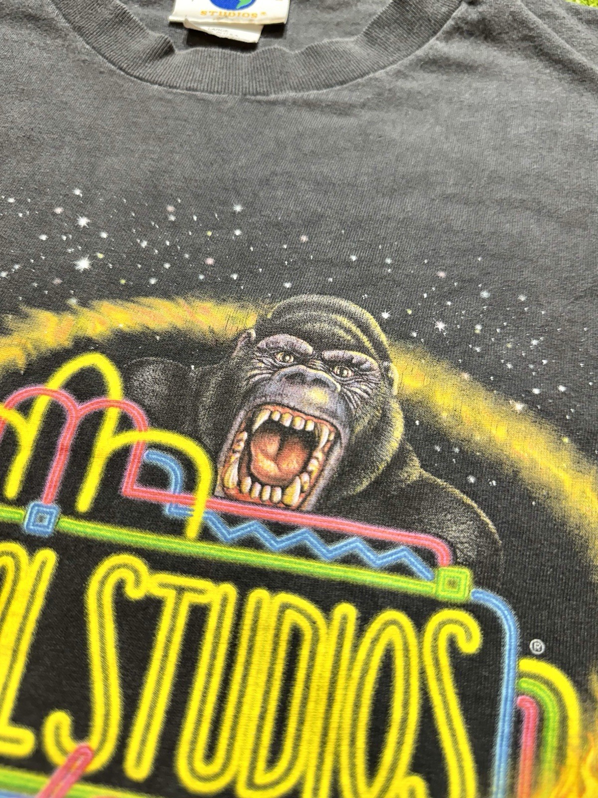 Vintage 90’s Universal Studios Florida Graphic T-Shirt Large Jaws King Kong