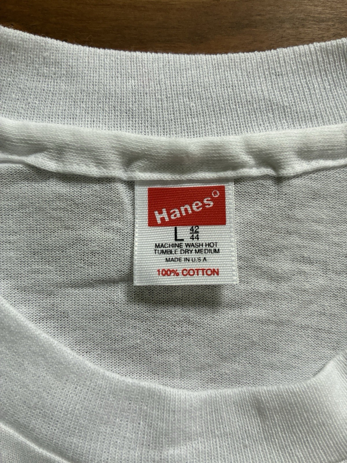 VTG Hanes USA White T-Shirt Large Single Stitch New York Knicks Knickerbockers