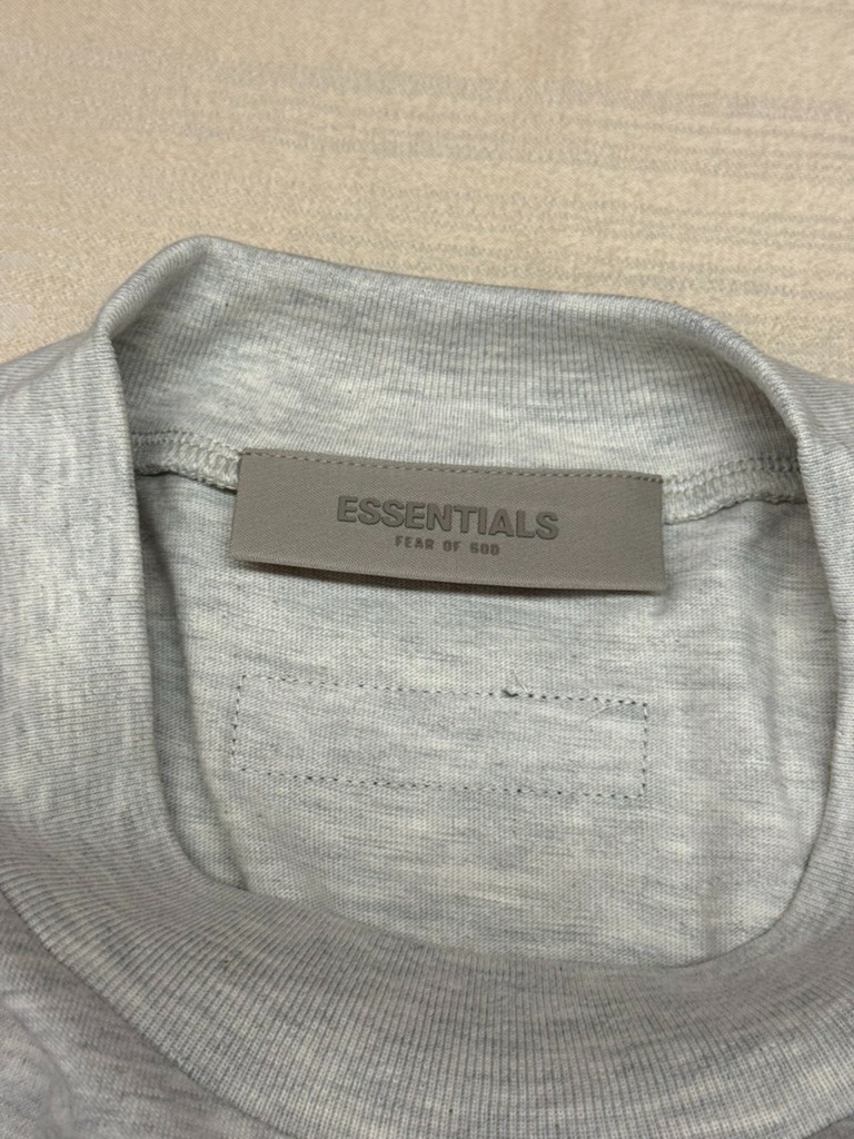 Fear of God Essentials Light Oatmeal T-Shirt SS22 100% Authentic
