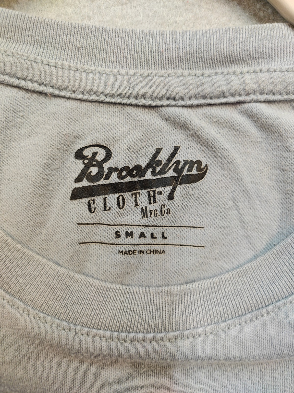 Brooklyn Cloth Mfg Co T-shirt Men Small Lt Gray Embroidered Logo BLESSED
