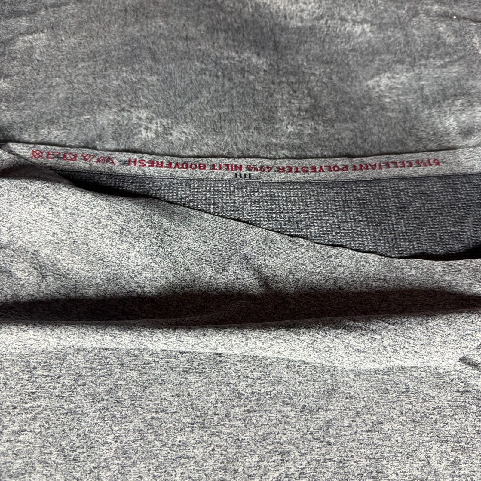 Rhone Shirt Mens XL Gray Performance Moisture Wicking Gym Tee