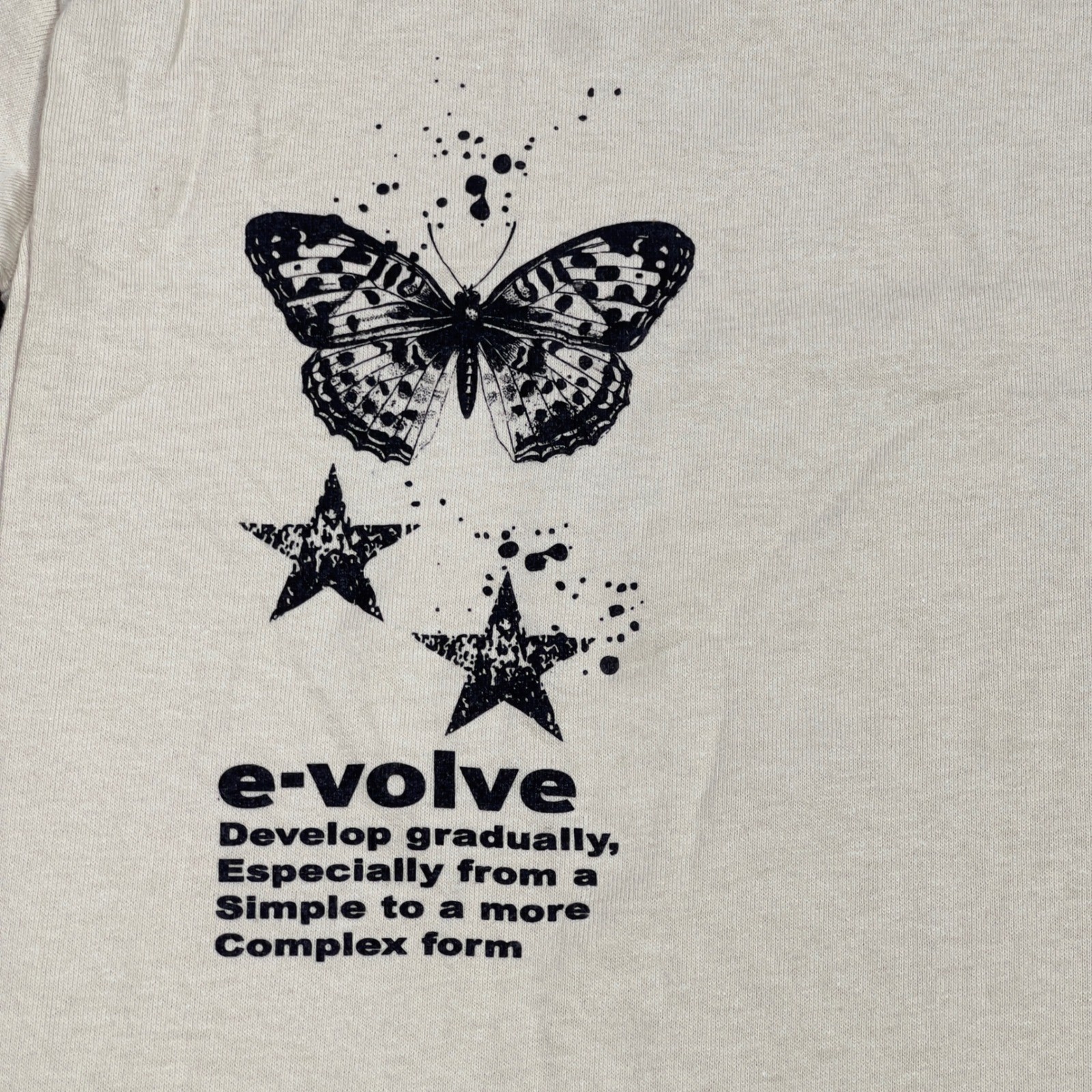 RETROFIT Graphic T Shirt Butterfly Skull Moth EVOLVE Print Cream Mens Medium