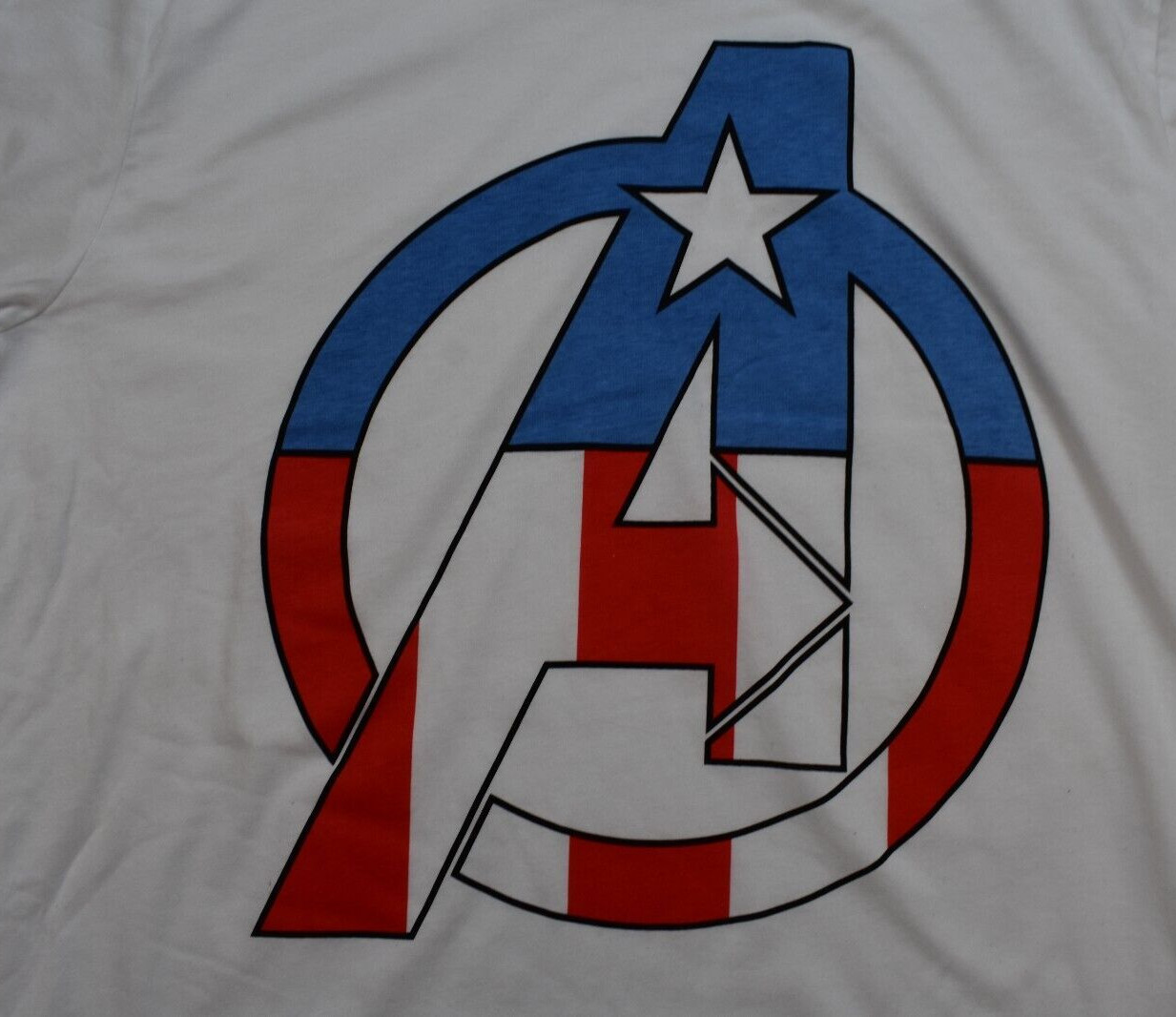Marvel Mens Captain America Avengers Patriotic Fill Logo White Shirt New XL