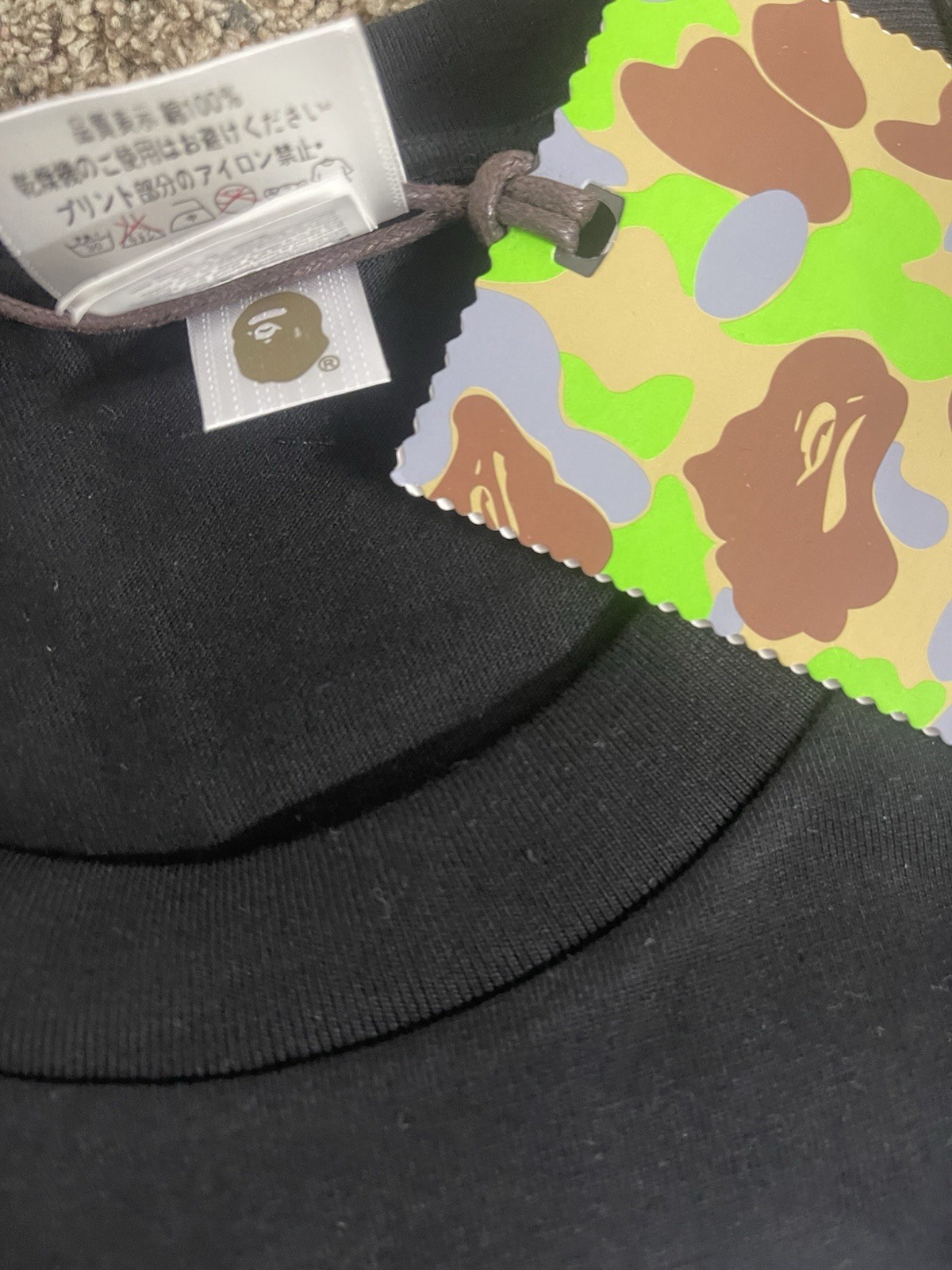 A Bathing Ape BAPE Men’s Black Graphic Logo Crew Neck Short Sleeve T-Shirt M
