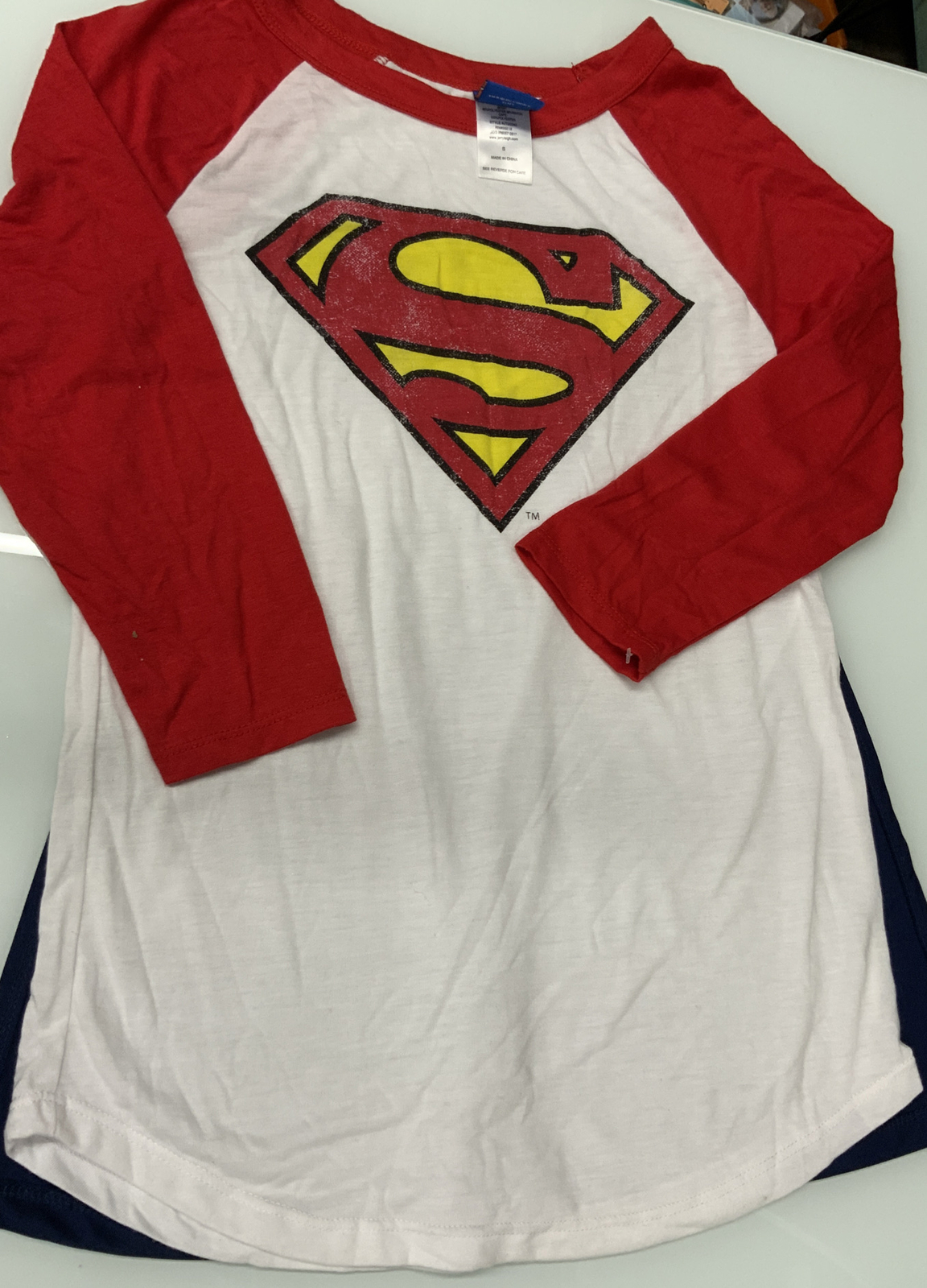 🧷 DC COMICS SUPERMAN WOMENS SHIRT WITH CAPE 🆕 as shown