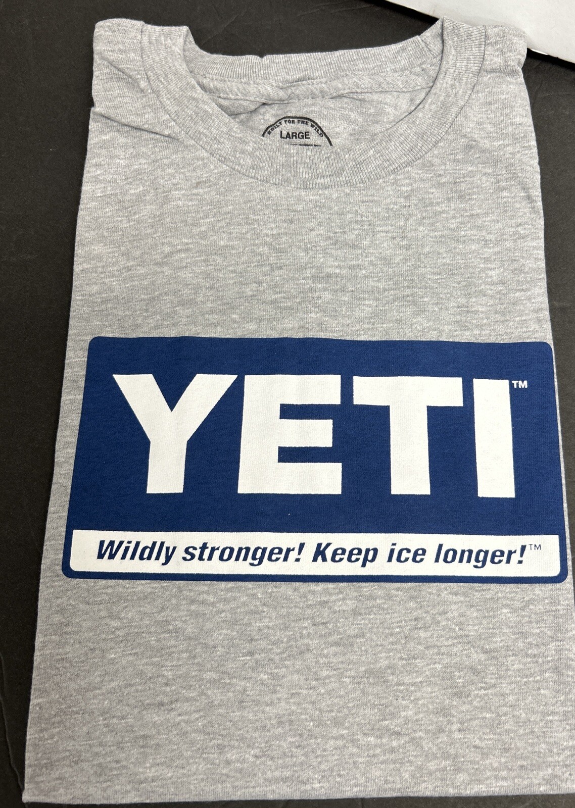YETI T-Shirt Unisex Large Gray Short Sleeve Crew Neck New In Polybag Yeti Logo