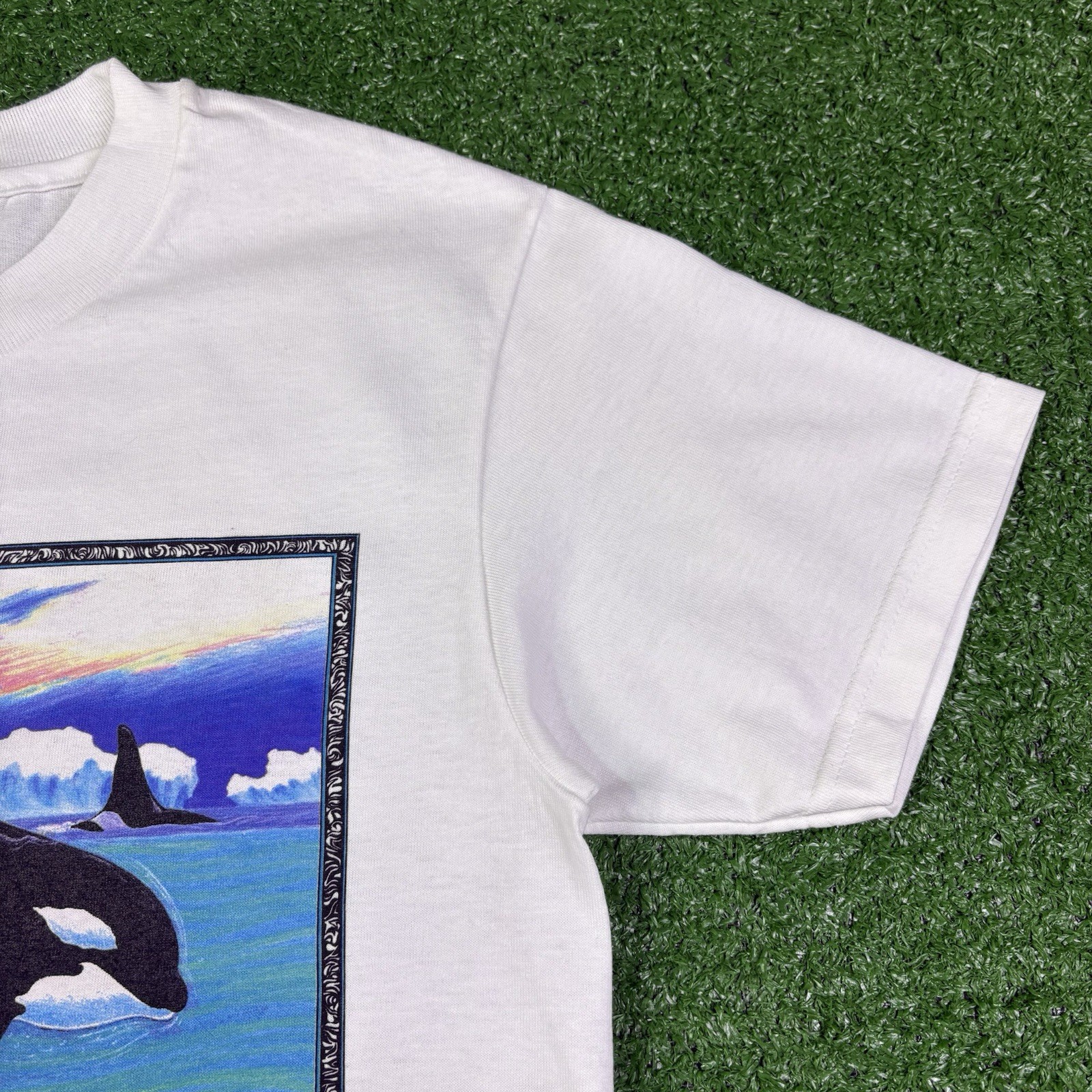 Vintage 1994 Voices of the Sea Wildlife Orca Killer Whale 90s Shirt Adult Small