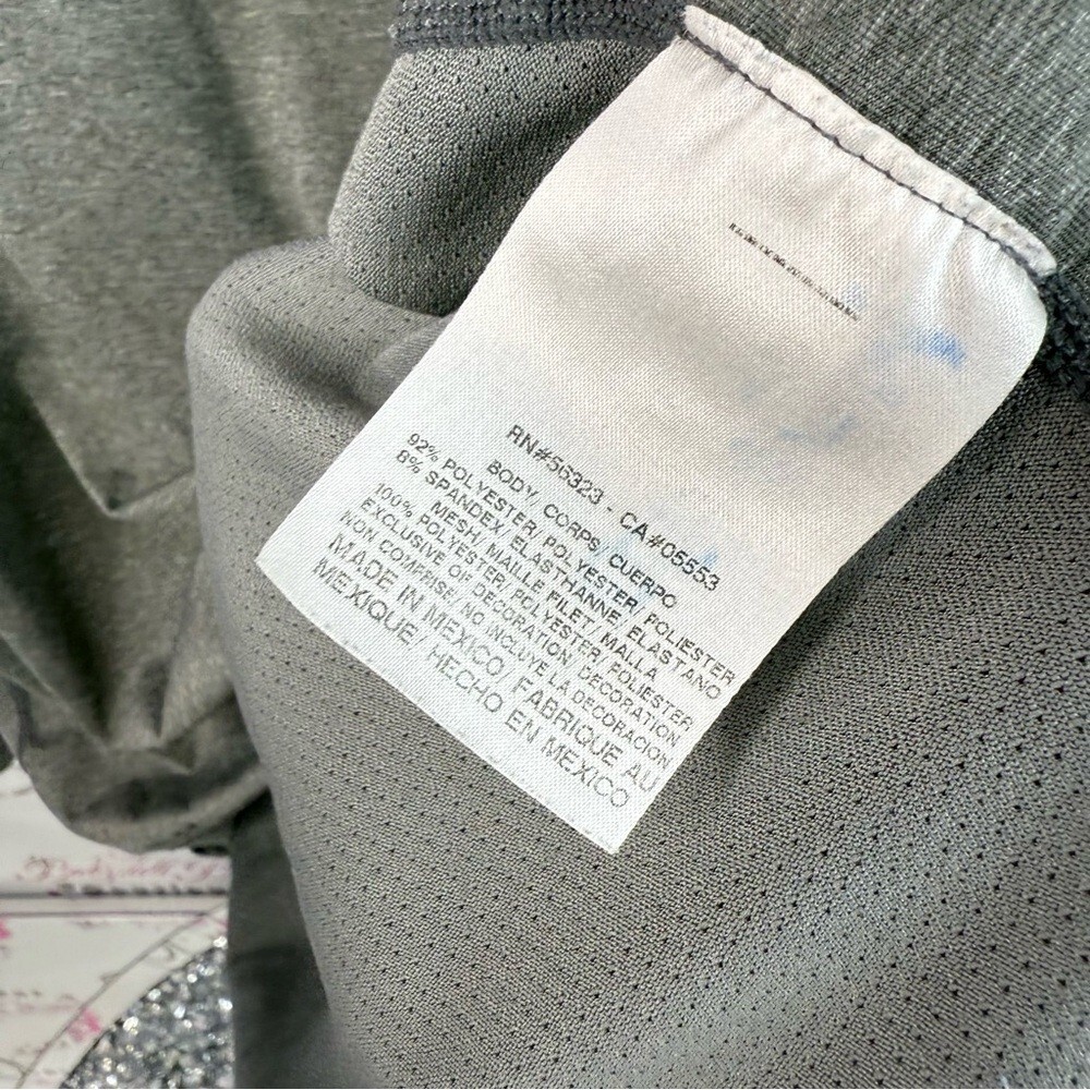 Nike long sleeve shirt dri fit grey silver Pro Combat Men’s Long Sleeve Gray Tee