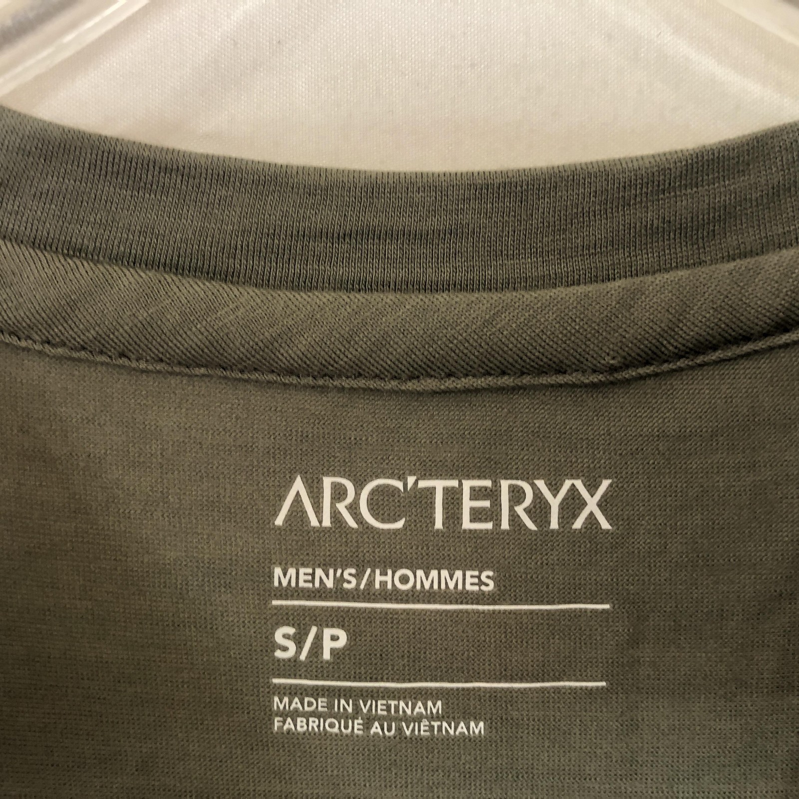 Arc’teryx Shirt Mens Small Grey Wool Nylon Logo Short Sleeve Outdoor Graphic