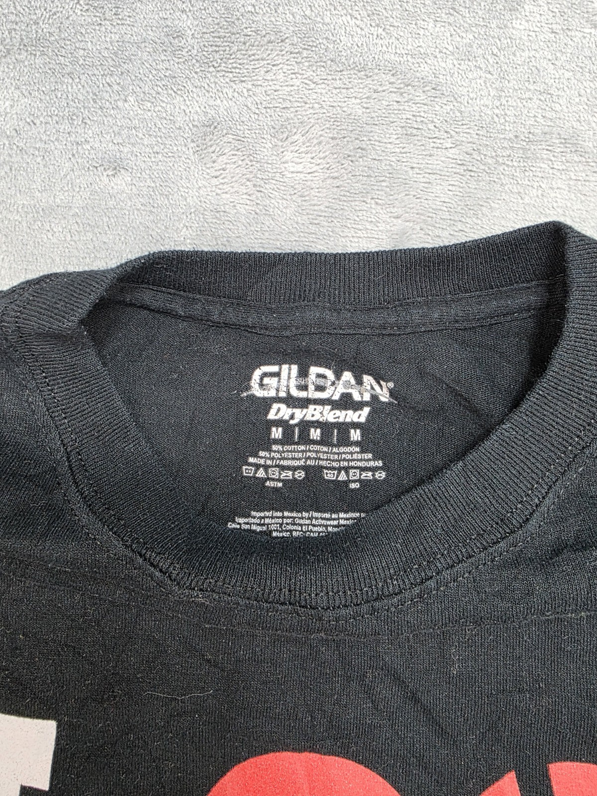 Wholesale Lot Of 8 Mens Vtg/Modern Day T-shirts & Zip Up Size M Assorted Mix