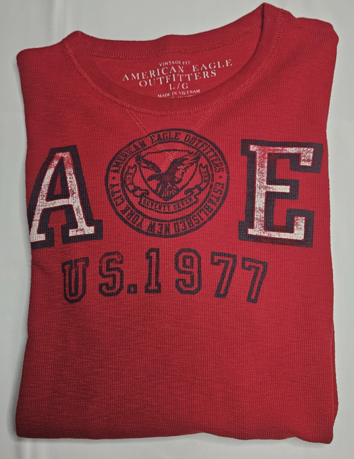 Mens American Eagle Vintage Fit Long Sleeve Distressed Tee Shirt Large