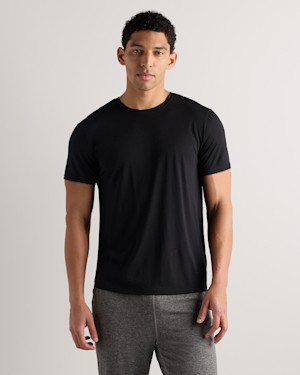 Quince Men 100% Merino Wool All-Season Short Sleeve Base Layer Tee Black L