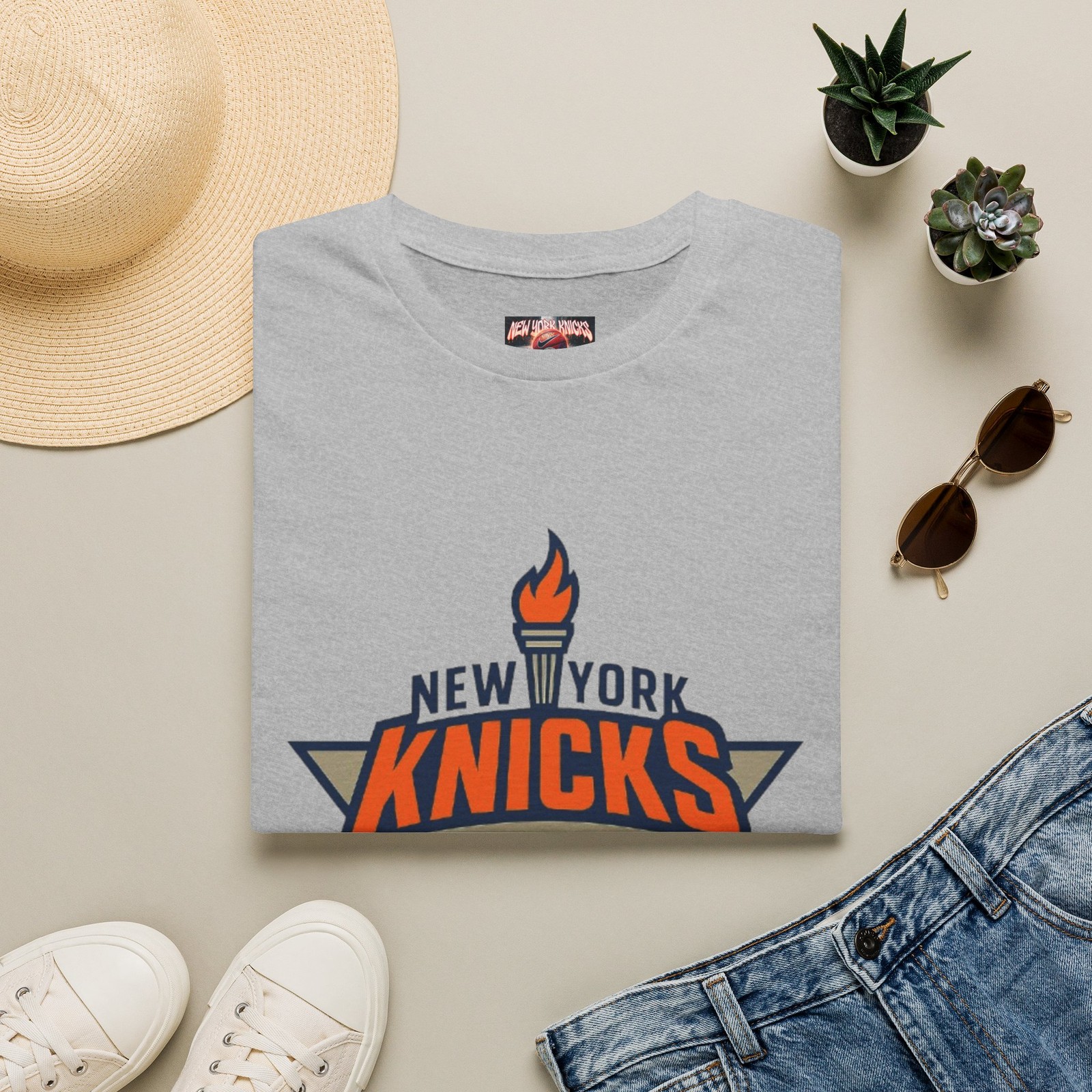 New York Knicks T-Shirt | NBA Basketball Logo Tee