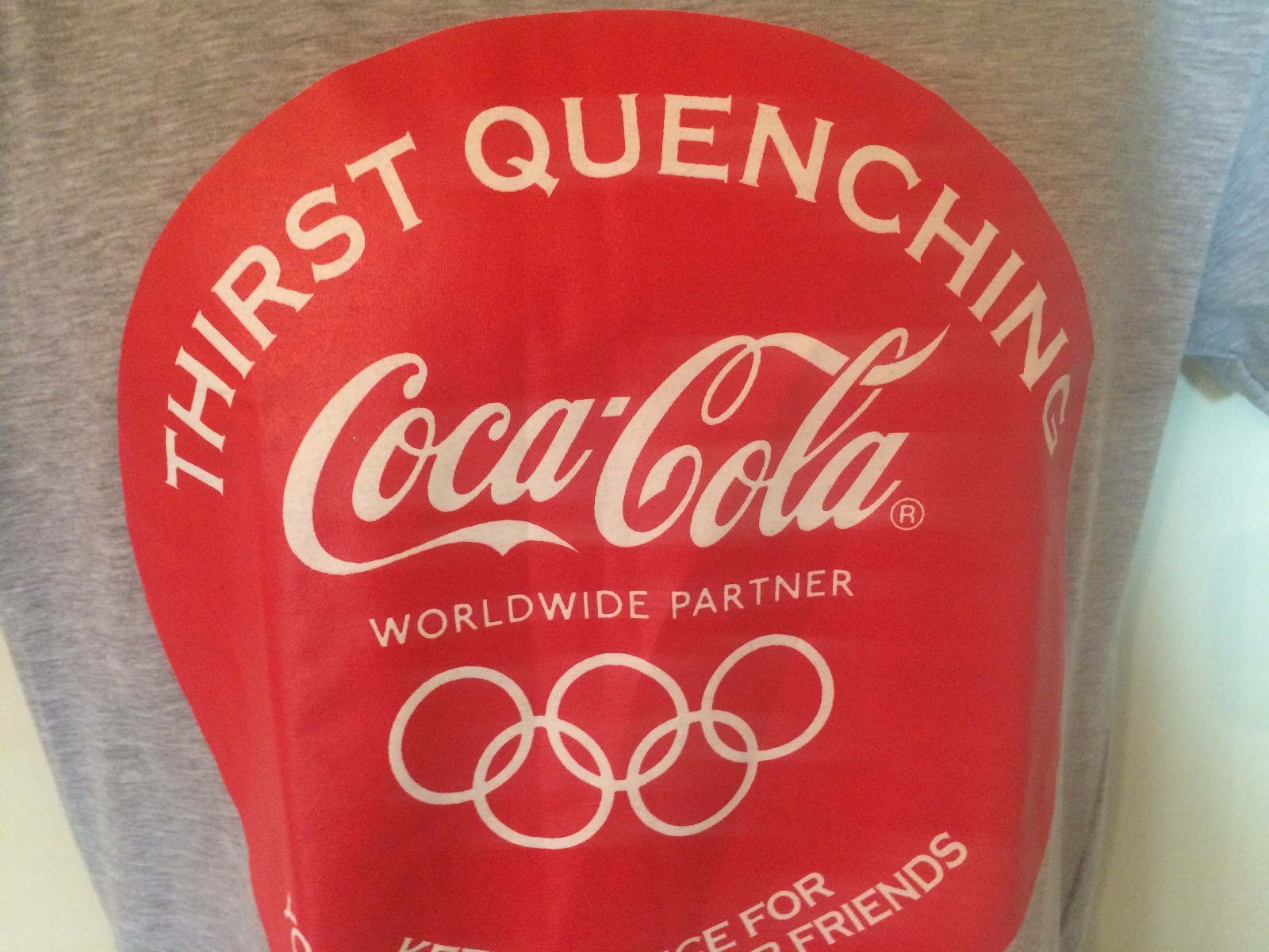 T-SHIRT L 94% Cotton GRAY- COCA COLA PARTNER OF THE OLYMPICS 20012 OFFICIAL f
