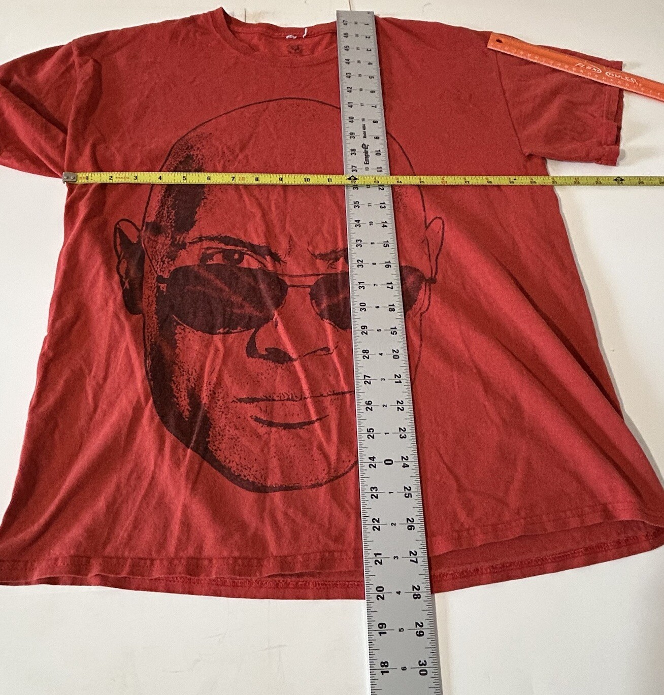 The Rock Dwayne Johnson WWE Shirt Men Large Red Short Sleeve Face Profile