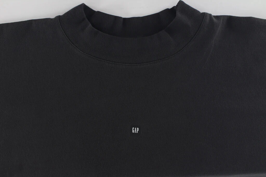 Yeezy X Gap 02 No Seam Tee Size medium