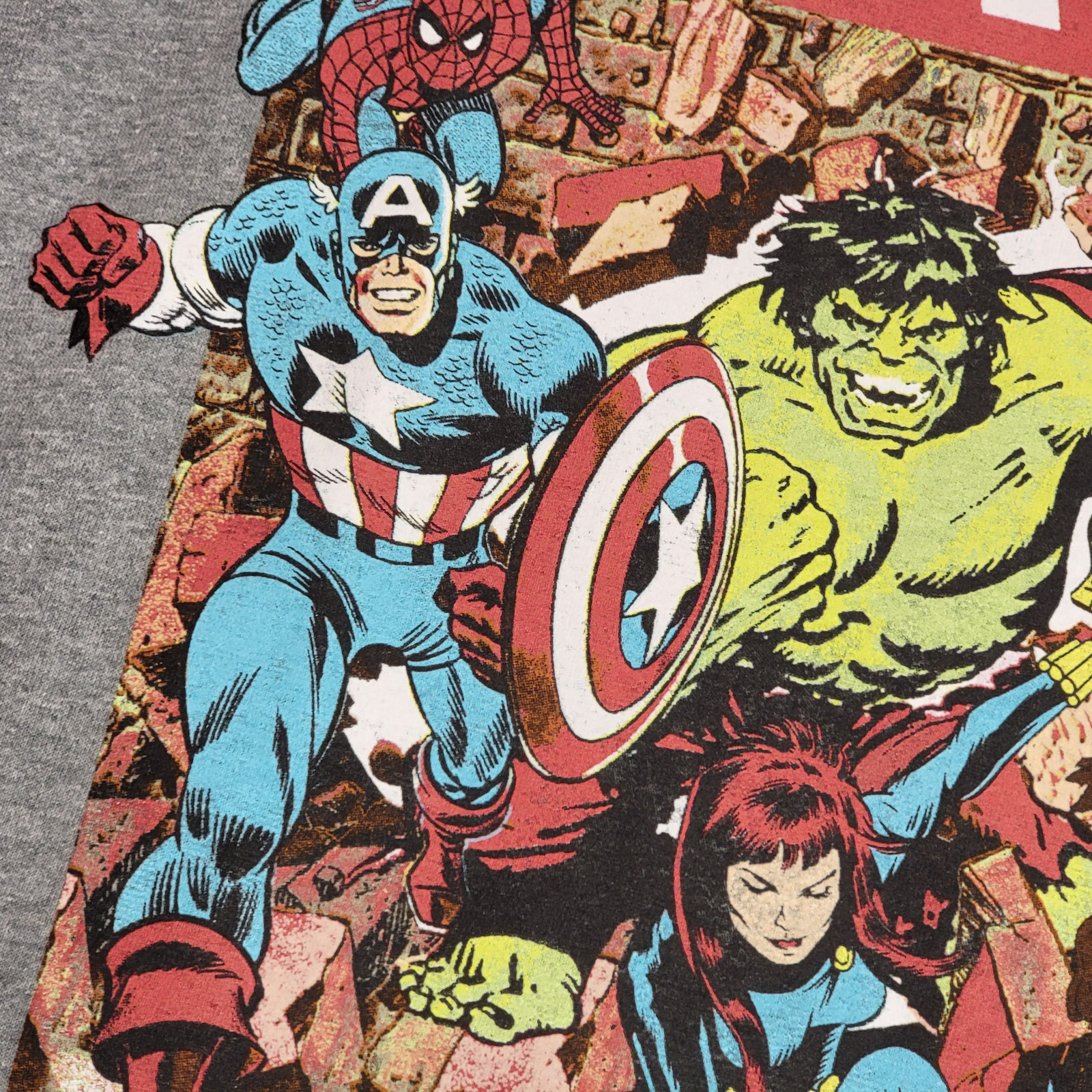 MARVEL COMICS Shirt Mens Large Gray Golden Age Avengers HULK CPT AMERICA NWT