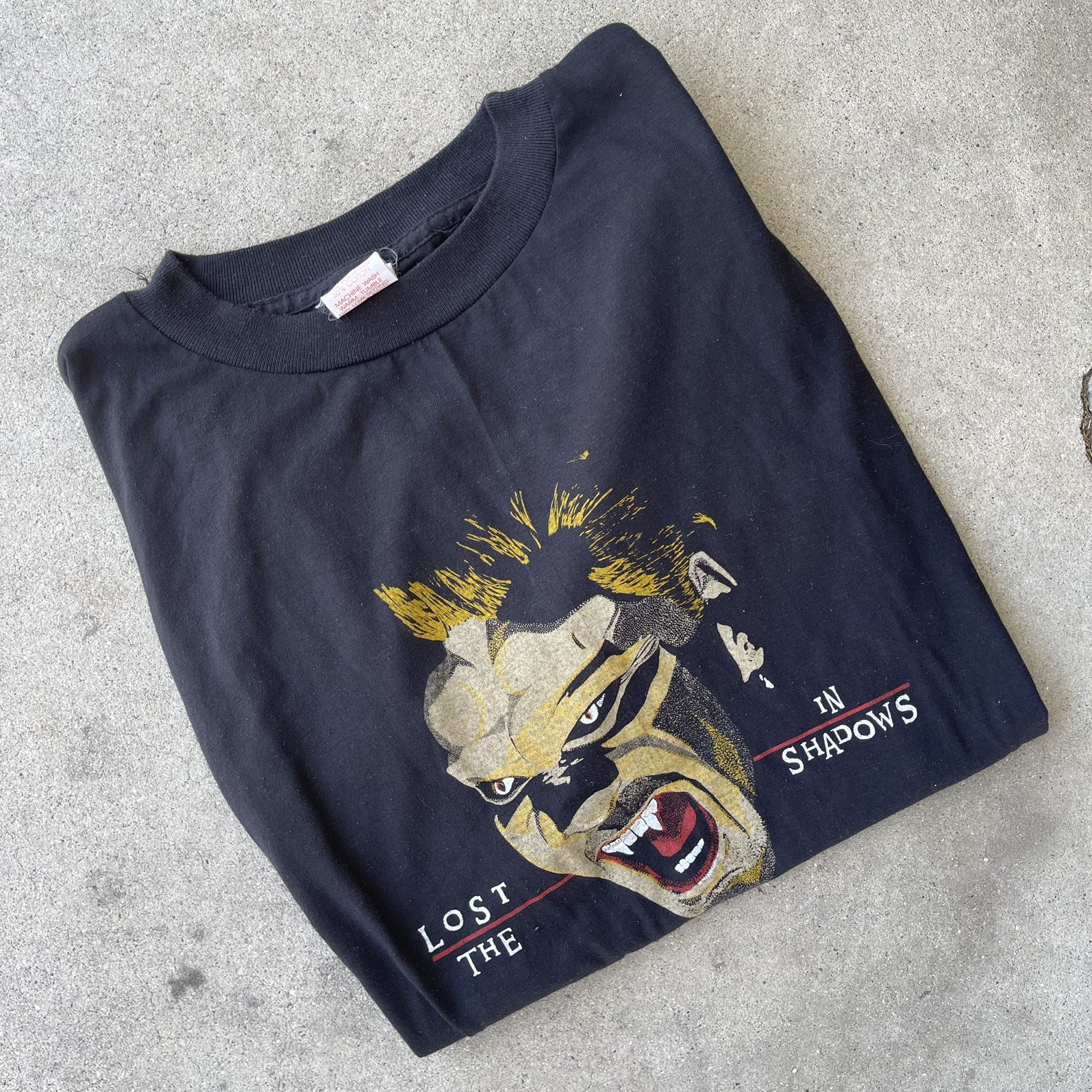 Vintage The Lost Boys T-Shirt Size Medium Twilight Nbk Mask Goodfellas Interview