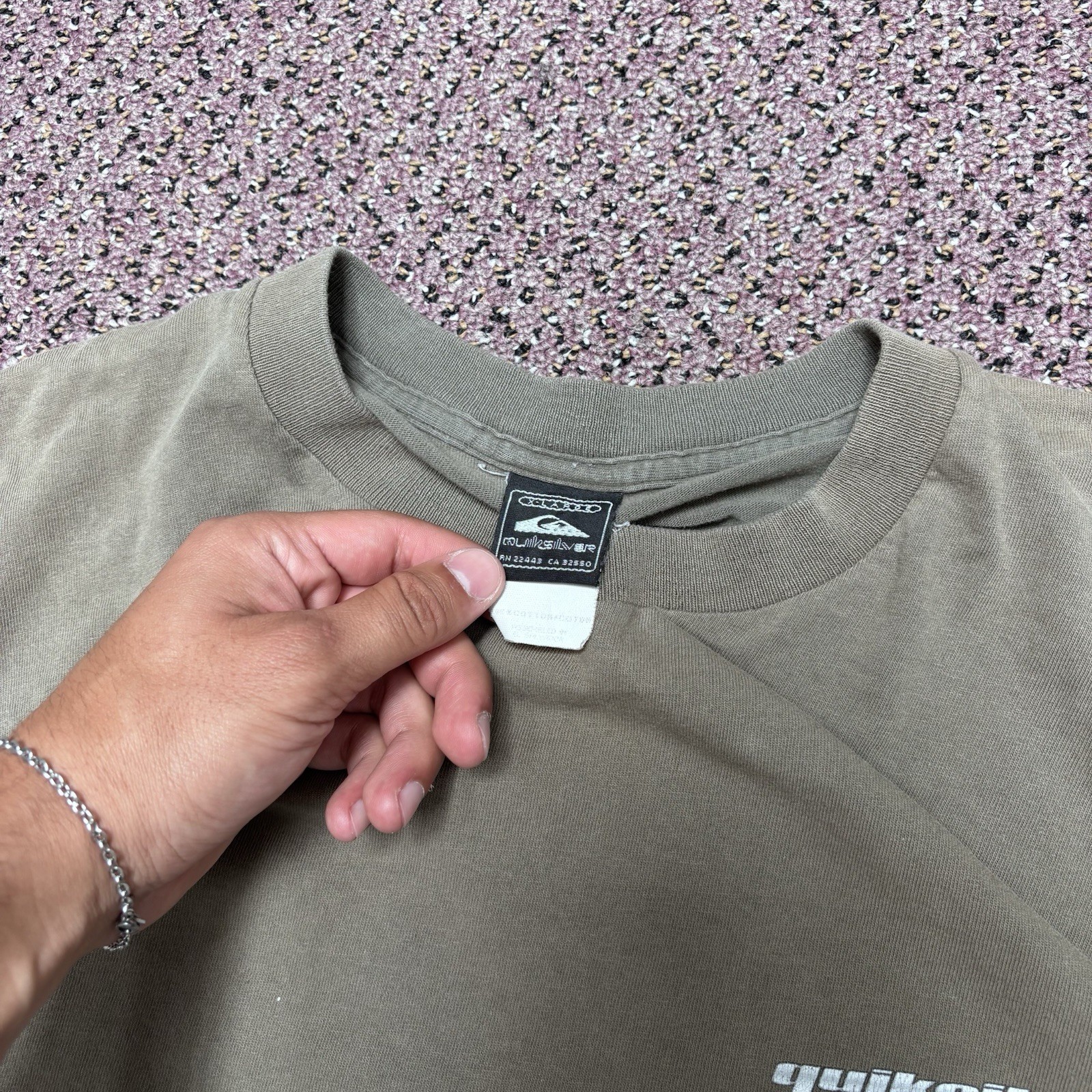 Vintage 90s Quicksilver Light Green Surf Tee Size Men’s Large
