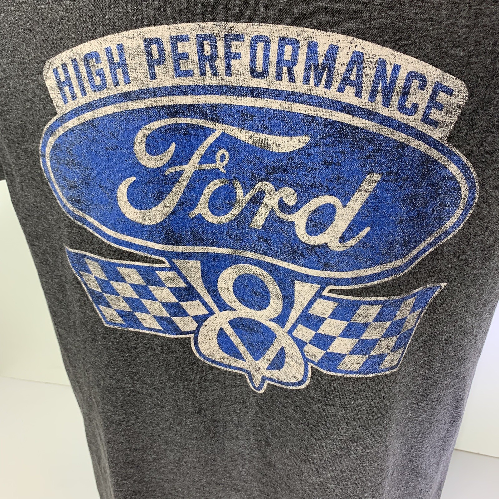 Ford T-Shirt – High Performance V8 Checkered Flags Emblem / Logo (Licensed)