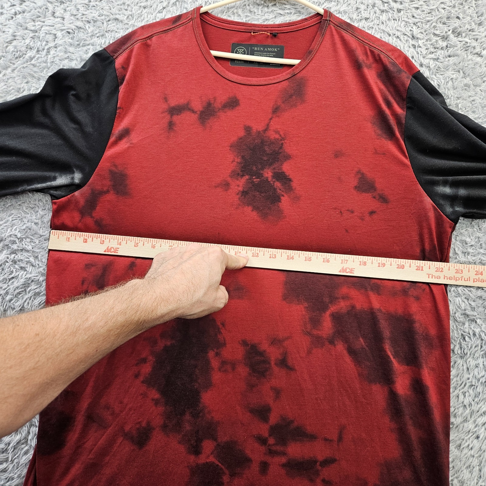 ROARK Run Amok Running Shirt XL Red Long Sleeve Performance Tie Dye *Stain