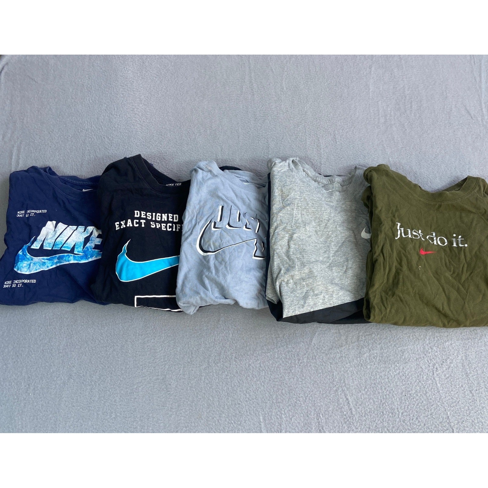 Nike Mens S Lot of 5 Graphic T-Shirts Navy Black Blue Grey Olive Green Swoosh