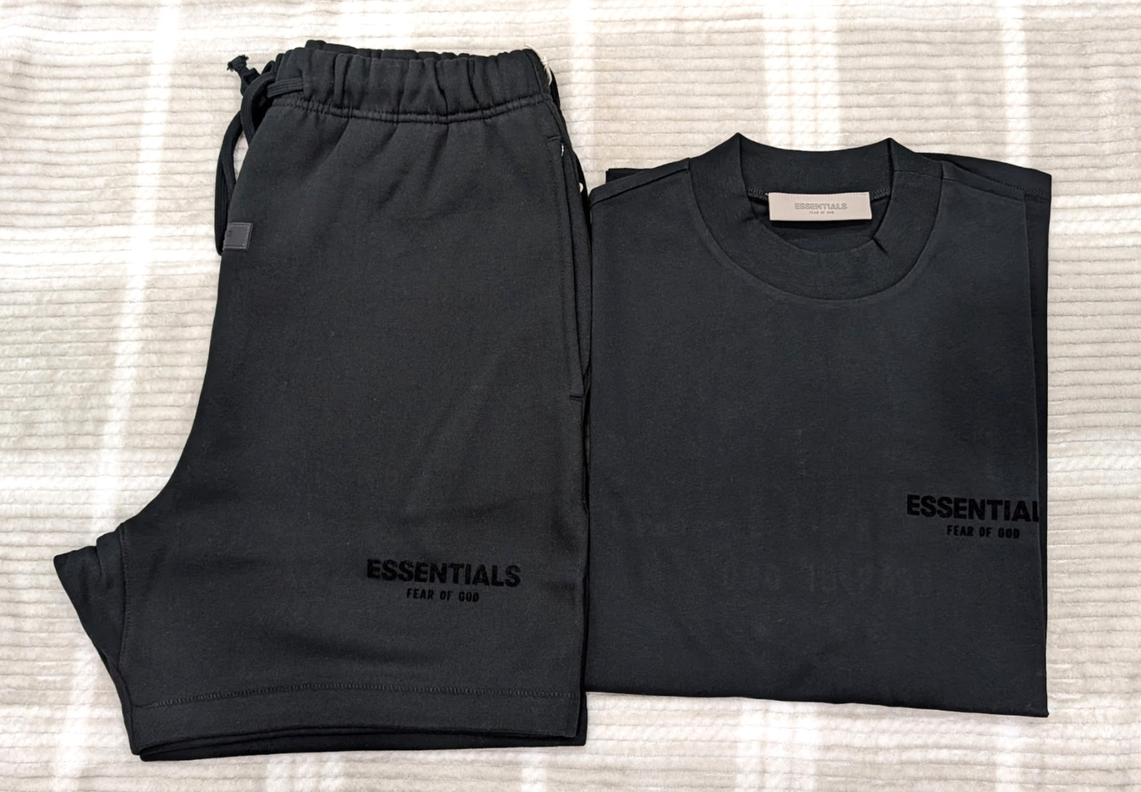 Fear of God Essentials ‘Stretch Limo’ Oversized Loose Tee & Short M Size Set