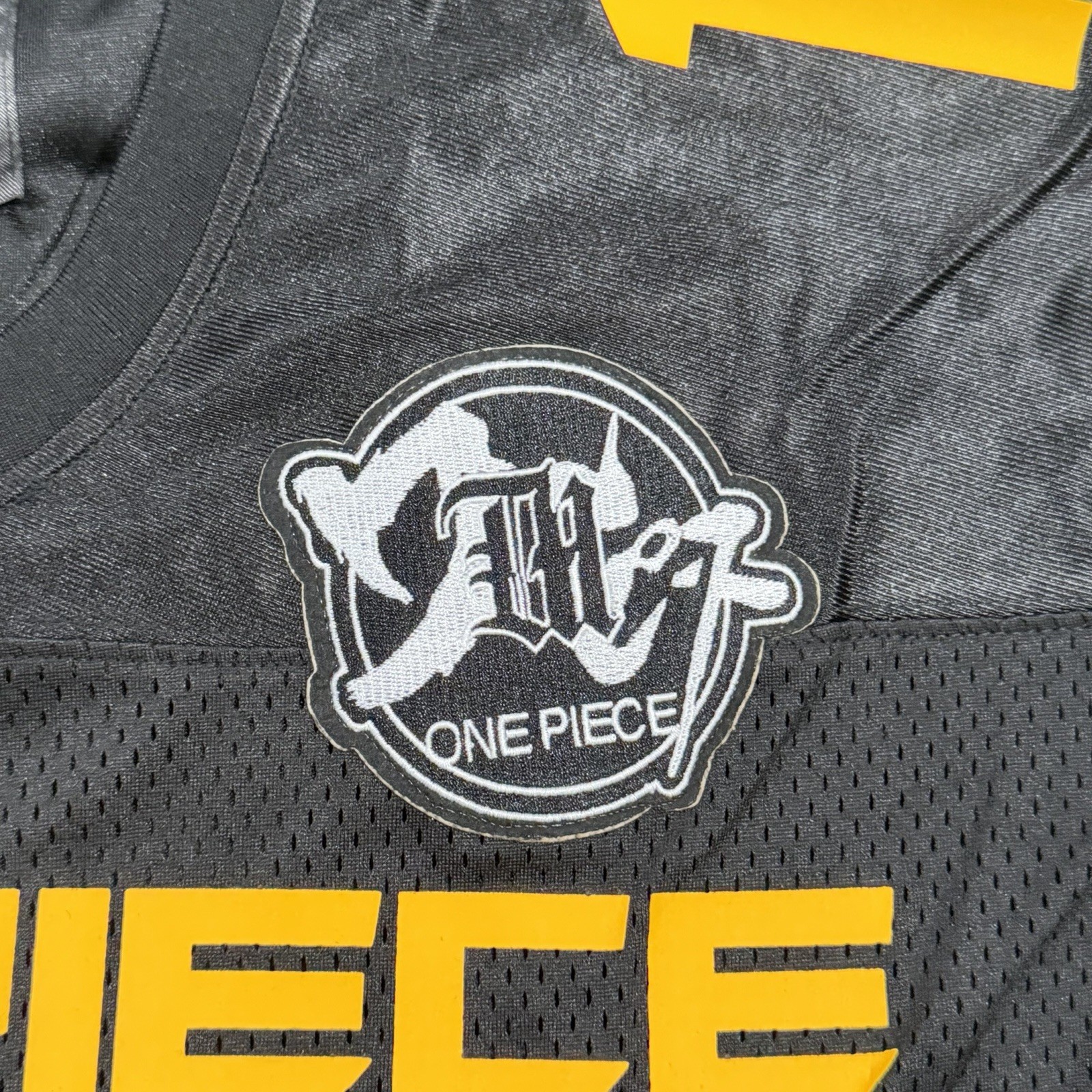 DIM MAK X ONE PIECE – Straw hat crew JERSEY BLACK YELLOW SIZE S