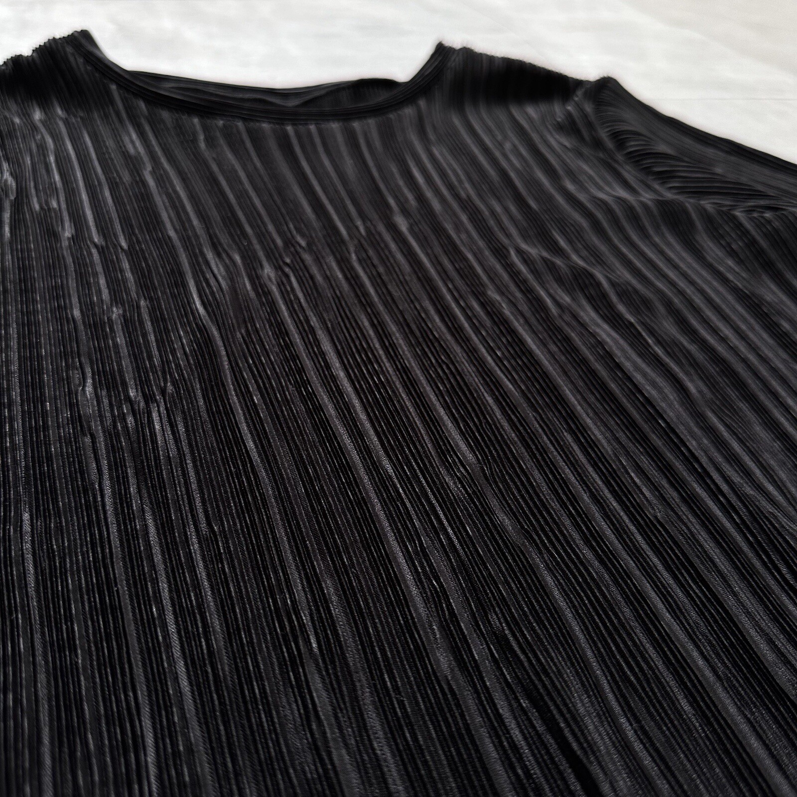 Japan Unbranded Issey Pleats Please Style Vintage Black Pleated T Shirt