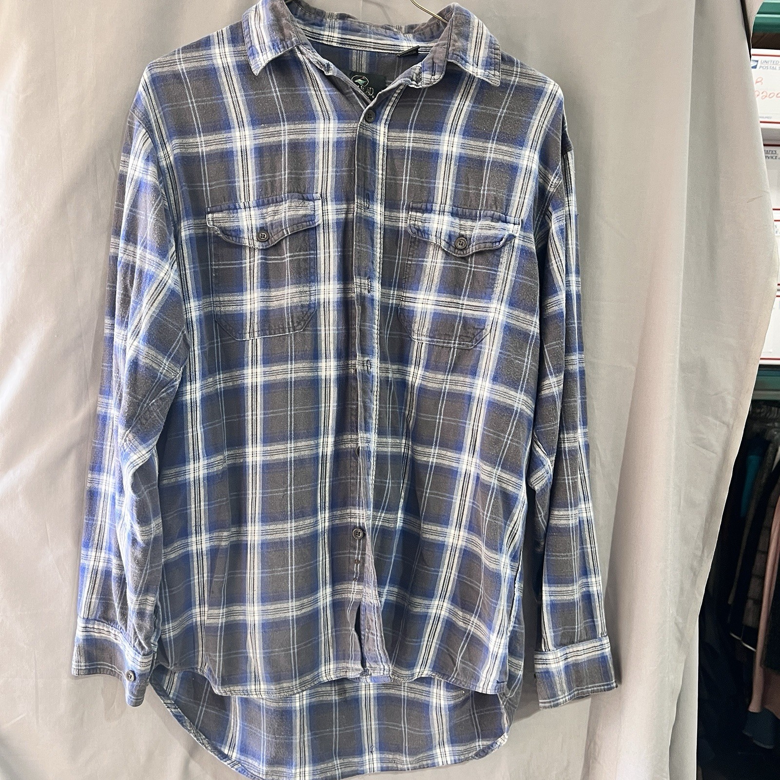 RedHead men’s long-sleeve plaid flannel button-up shirt Size Medium TG2176
