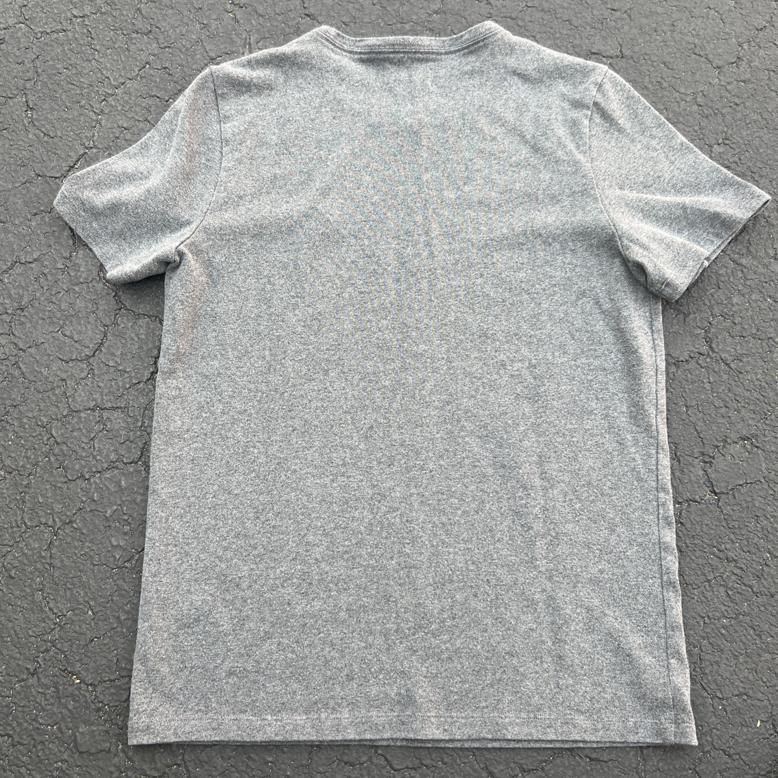 Taylor Stitch Embroidered Bear Heavy Bag Tee 38 Short Sleeve Gray T Shirt