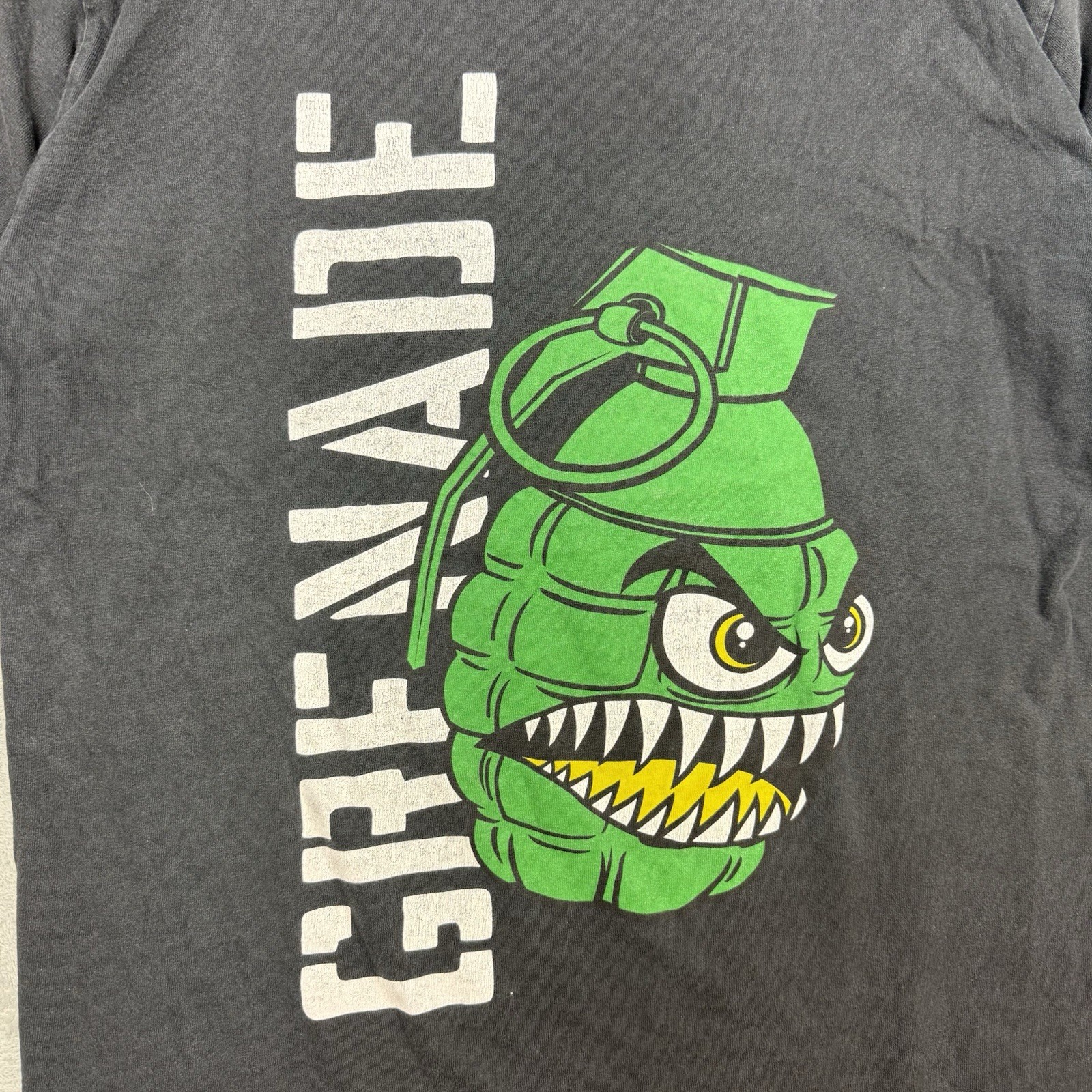 Grenade Grenade Graphic T-Shirt Men’s Large Black Military Streetwear