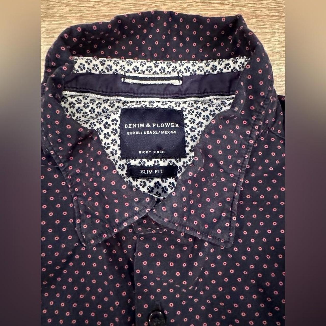 No Brand Men’s Blue and Pink Shirt