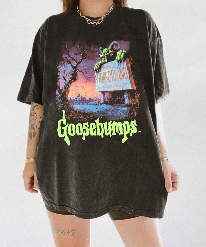 New Goosebumps Horrow Shirt, Welcome To Horror Land Shirt, new black t shirt