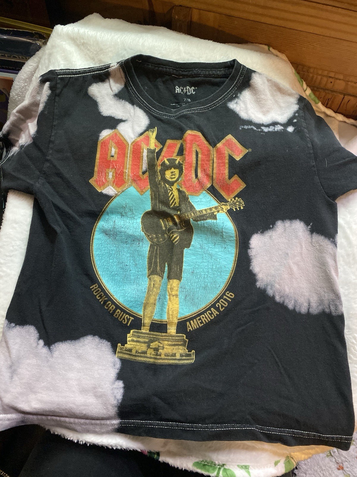 acdc t shirt 7/8
