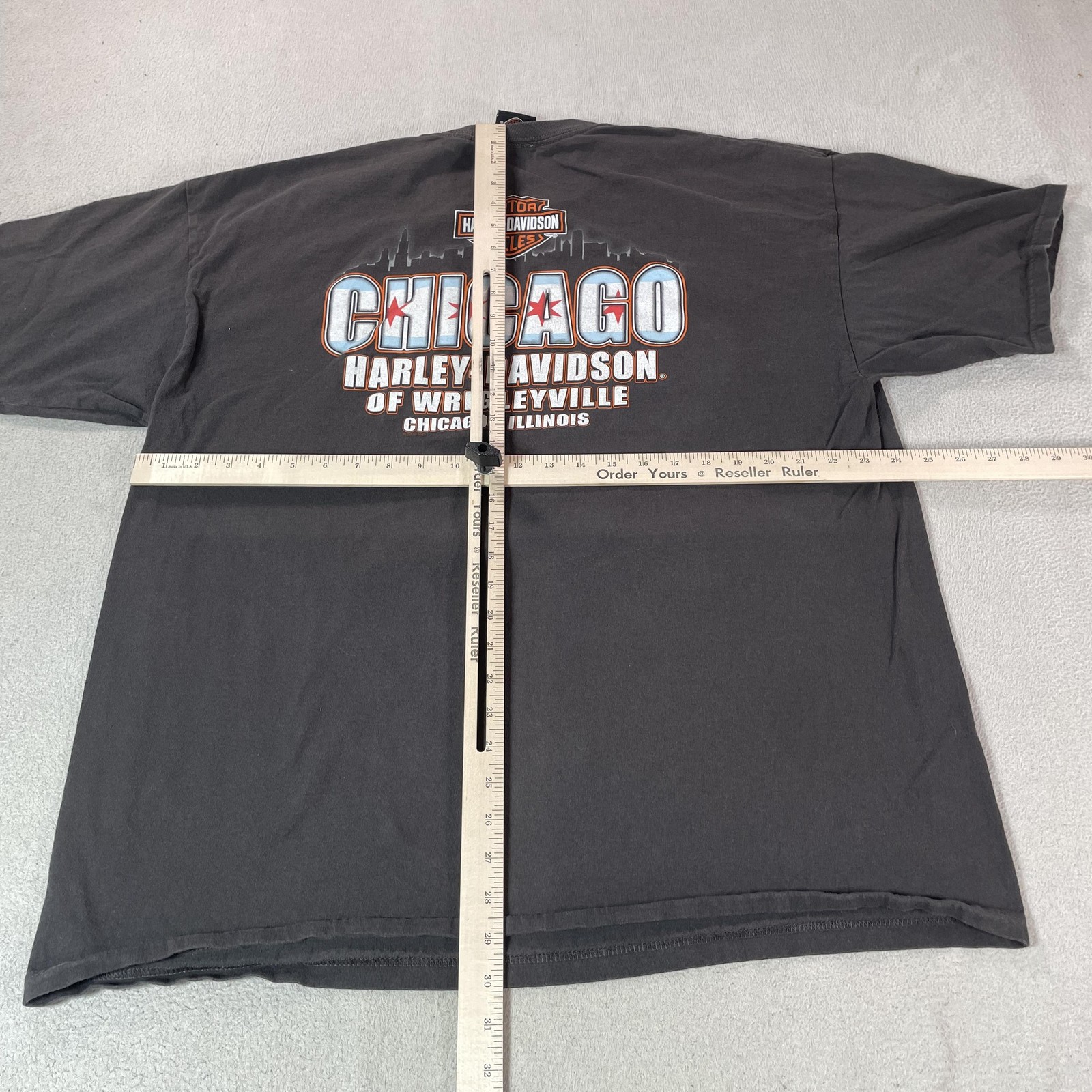 Harley Davidson Shirt Mens 2XL Gray Live To Ride Chicago Wrigleyville Biker Tee