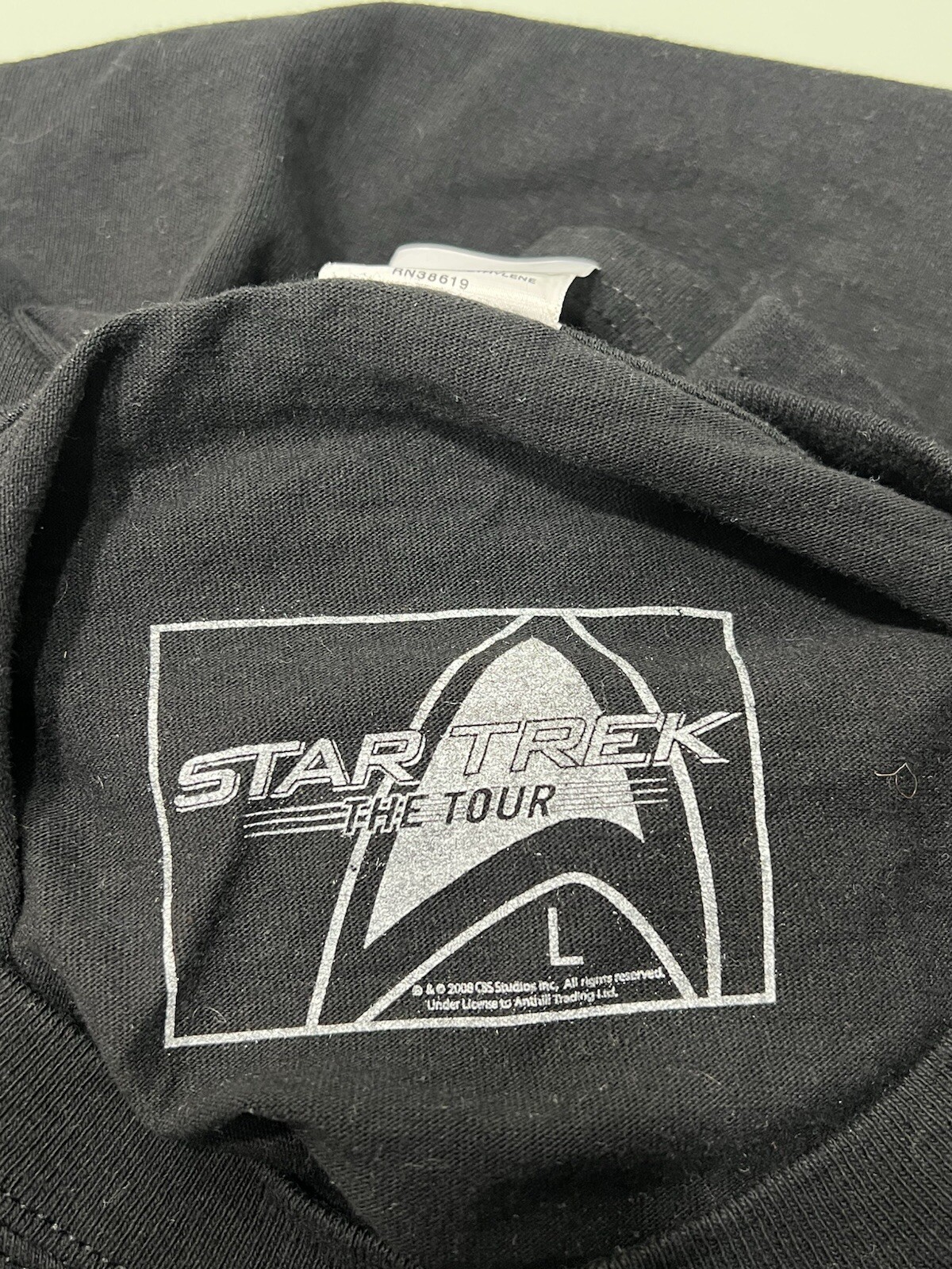 2008 Star Trek The Tour Movie Promo Tshirt Size Large ( See Pics ) Y2K