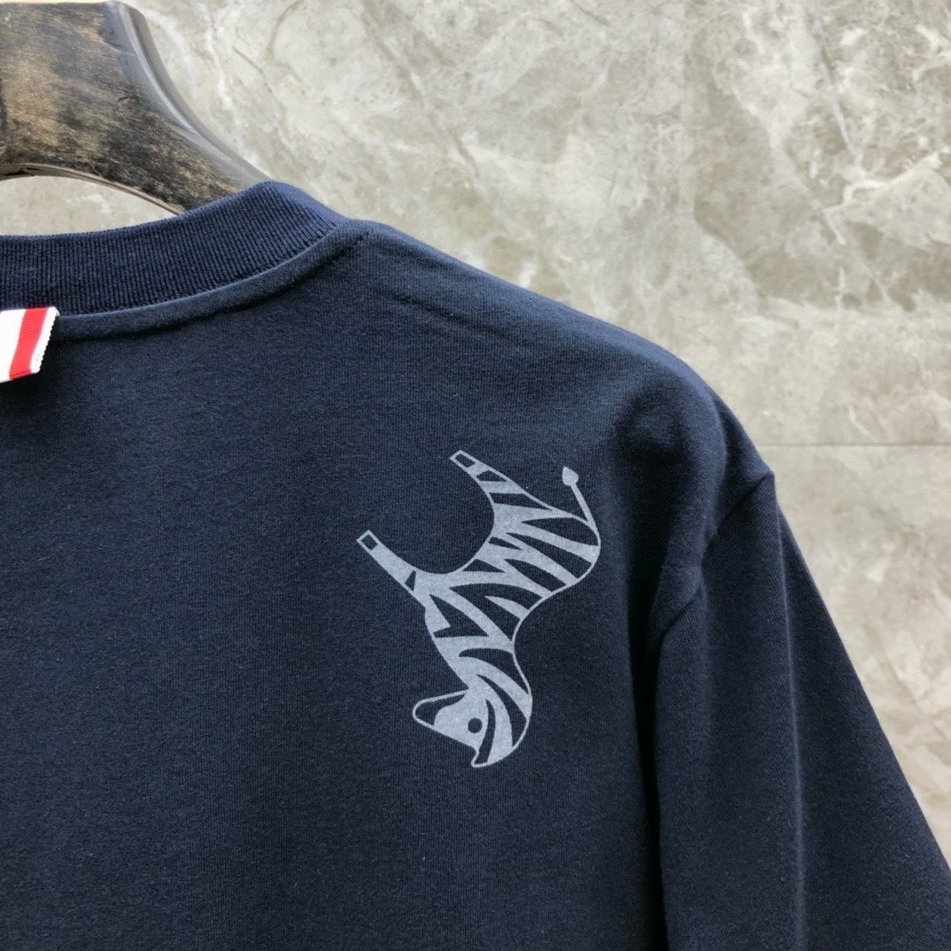 Thom Browne New Multi Animal Print Cotton Short Sleeve Navy T-Shirt Size XL
