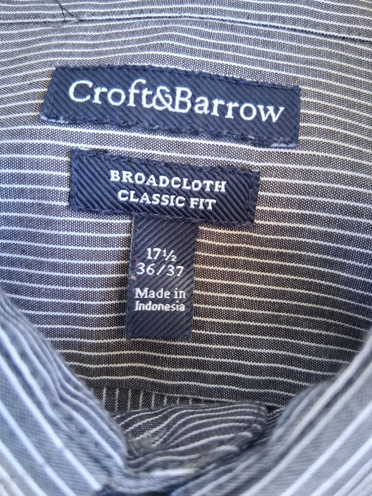 Croft & Barrow Men’s Gray Striped Broadcloth Button-Up Shirt Long Sleeve 17.5 36