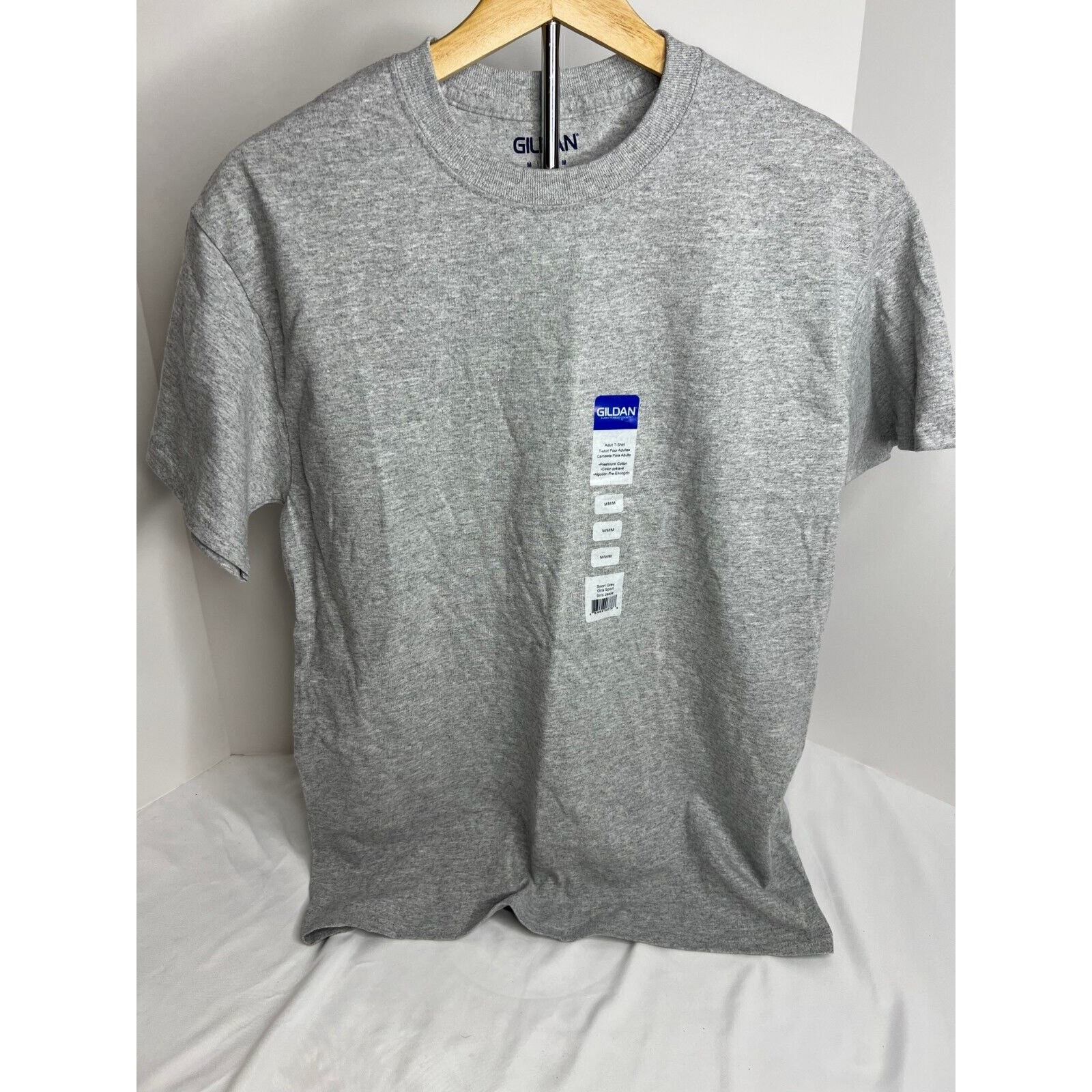 Gildan Size Medium Sports Gray T-Shirt NWT!