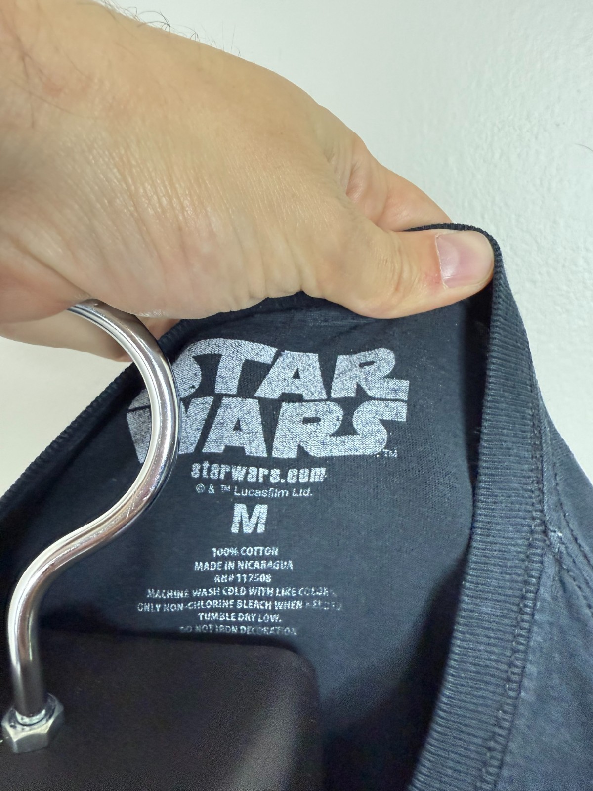Star Wars Men’s Join Us Dark Side Cotton Crew Neck T-Shirt Black Sz Medium FLAW