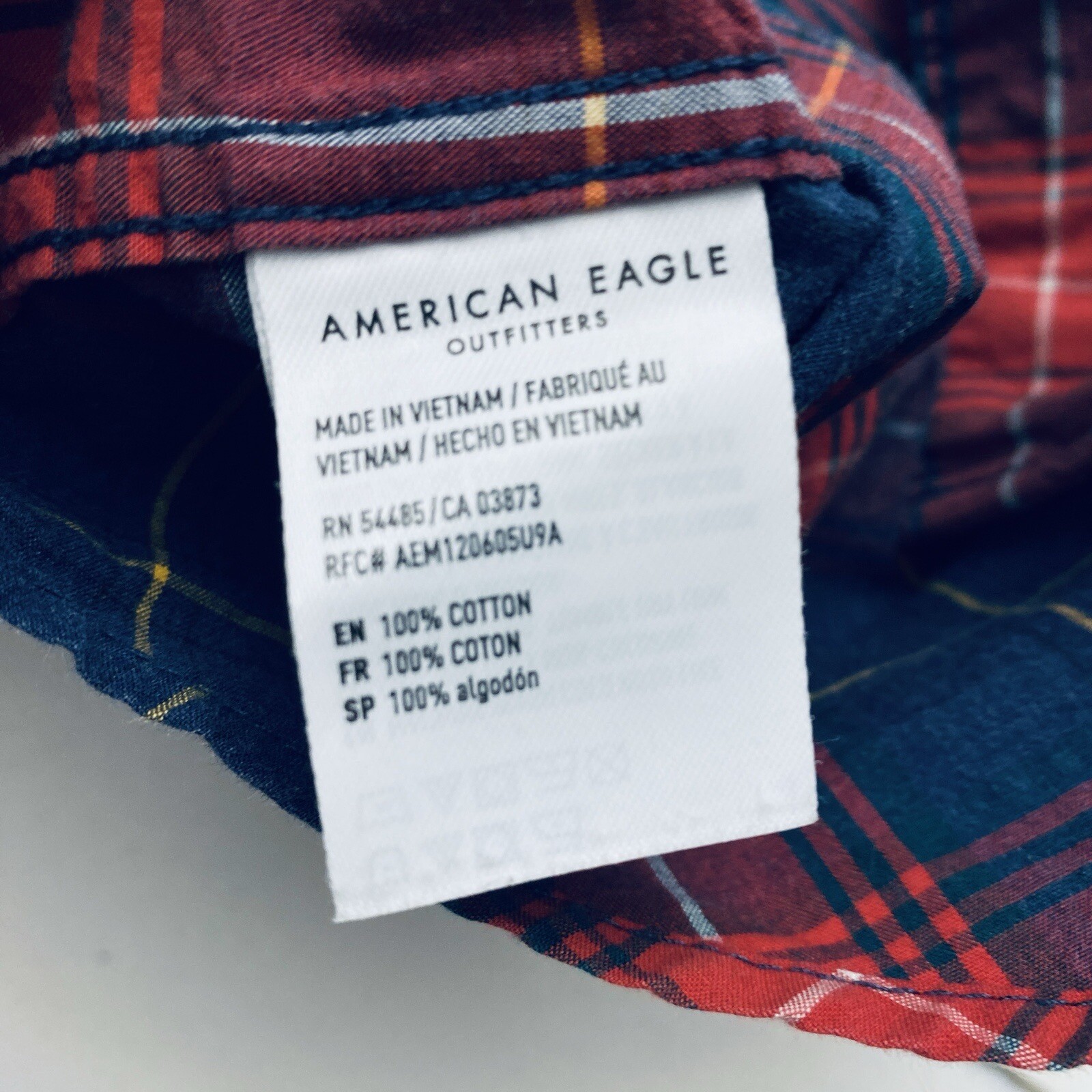 American Eagle Shirt Red Blue Plaid Classic Fit Men Small 100% Cotton Americana