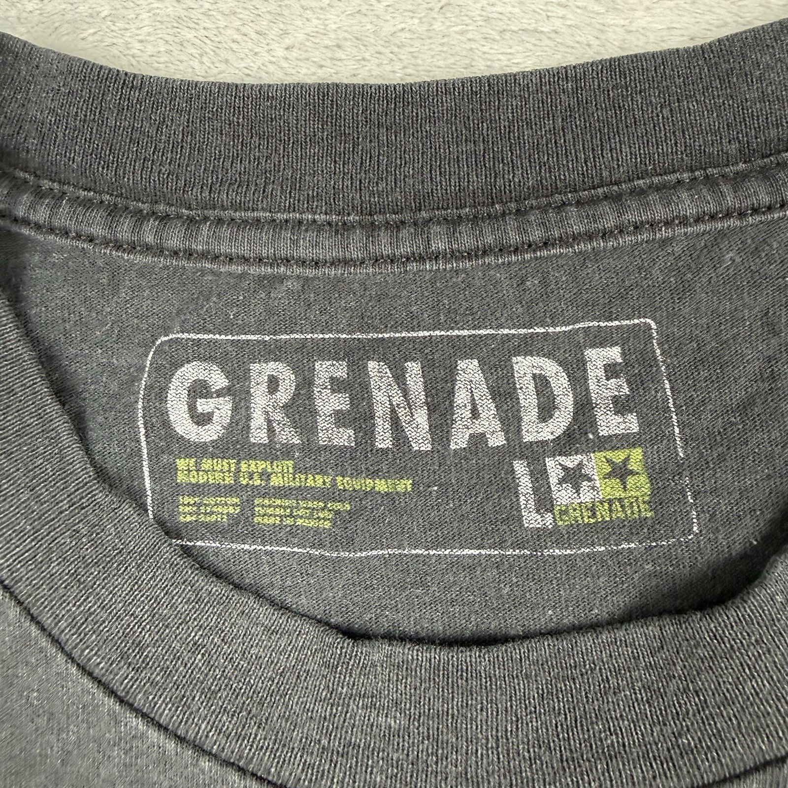 Grenade Grenade Graphic T-Shirt Men’s Large Black Military Streetwear
