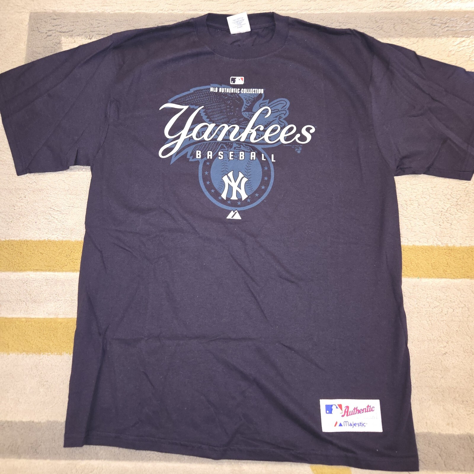 New York Yankees T shirt 2008 Sz LG