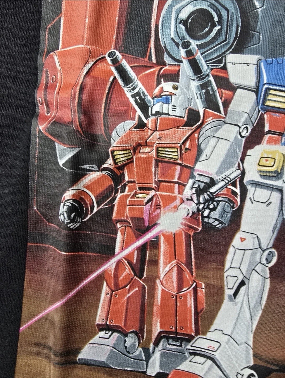 Uniqlo UT Gundam Mech T Shirt Size XL Anime Manga Comic Retro 70s 80s 90s Robot